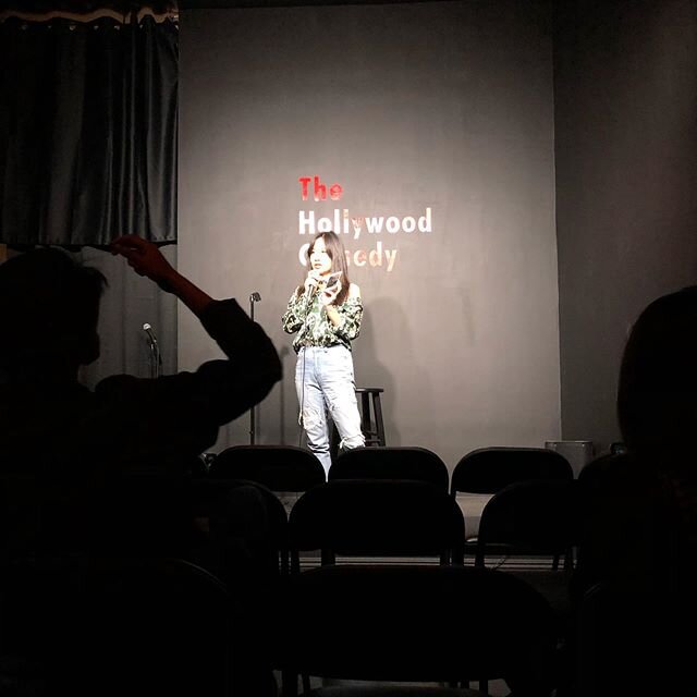 The Hollywood Comedy in Los Angeles. DAILY Sign up on slotted at slotted.co/thehollywoodcomedy Venmo $5 for 5 minutes $8 for 10 or $10 for 15. Each option comes with drink and snack. Hosted by Jiaoying Summers and various guest hosts. Hole in the wal