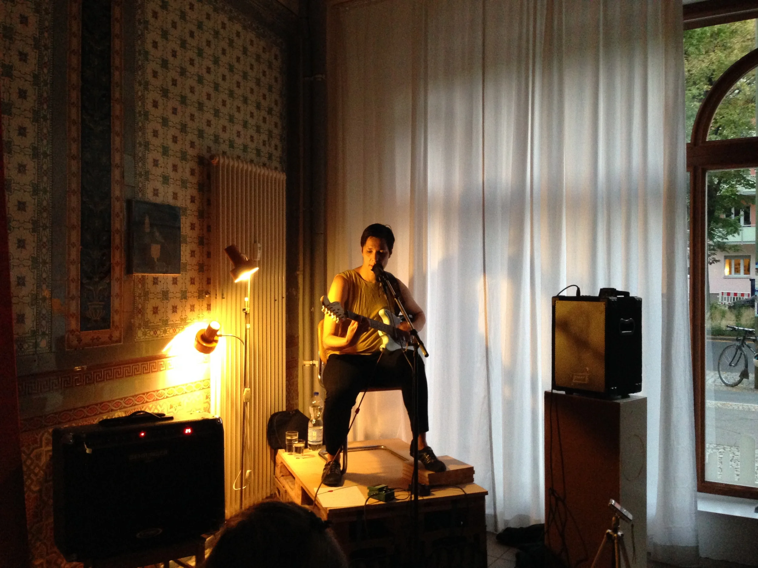 (photo: Lise Harlev)