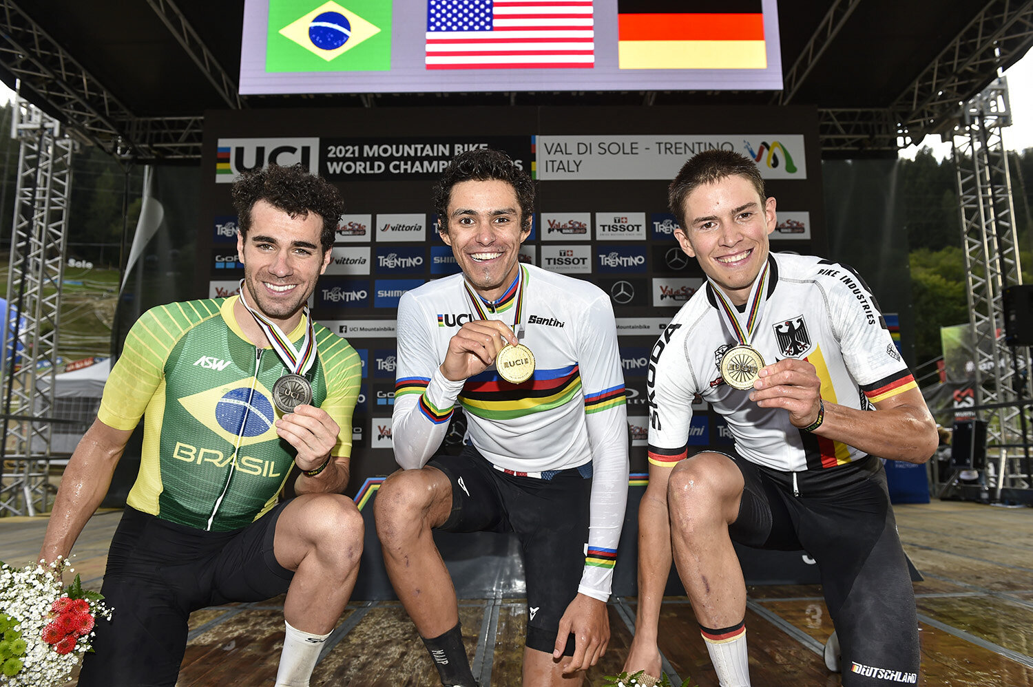 CHRISTOPHER BLEVINS WINS INAUGURAL SHORT TRACK WORLD CHAMPIONSHIP