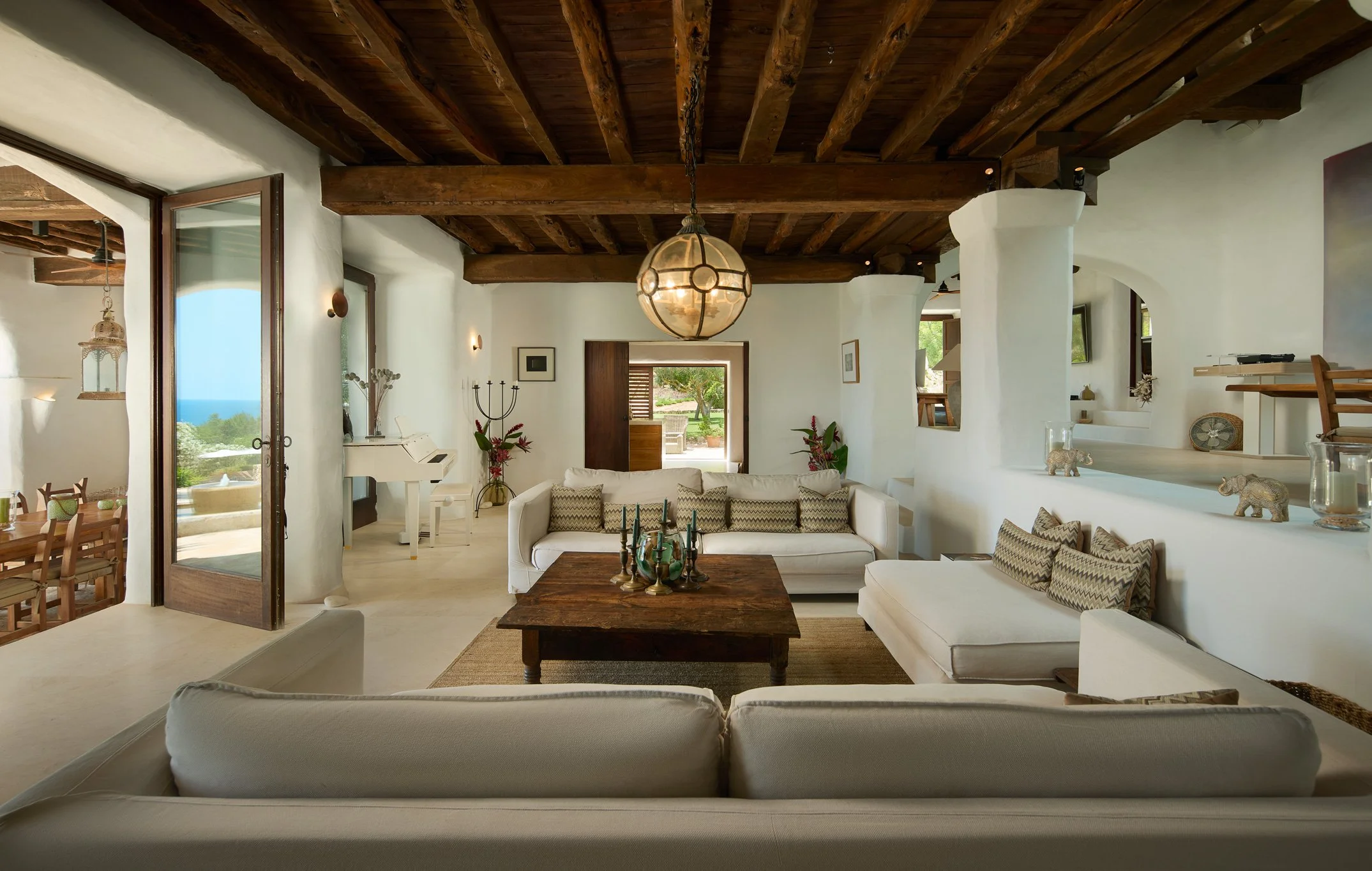 Living_room_2.jpg