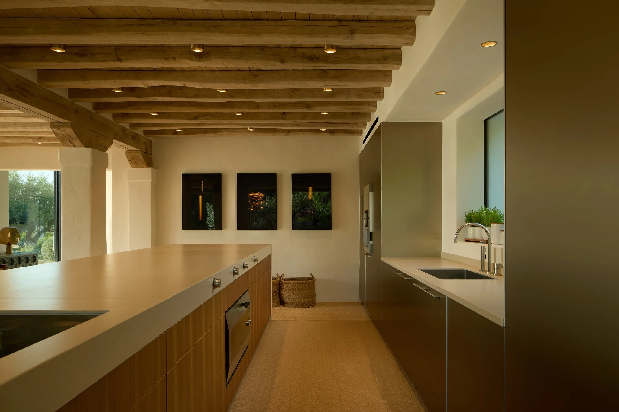 Kitchen_5.jpg