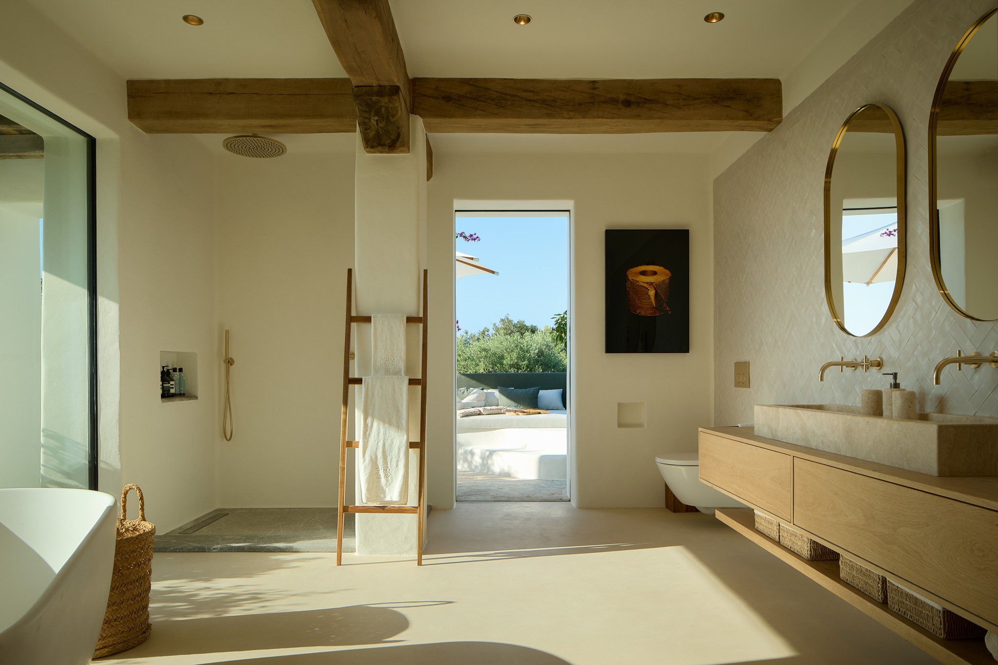 Bedroom_1.Bathroom_1.1.jpg
