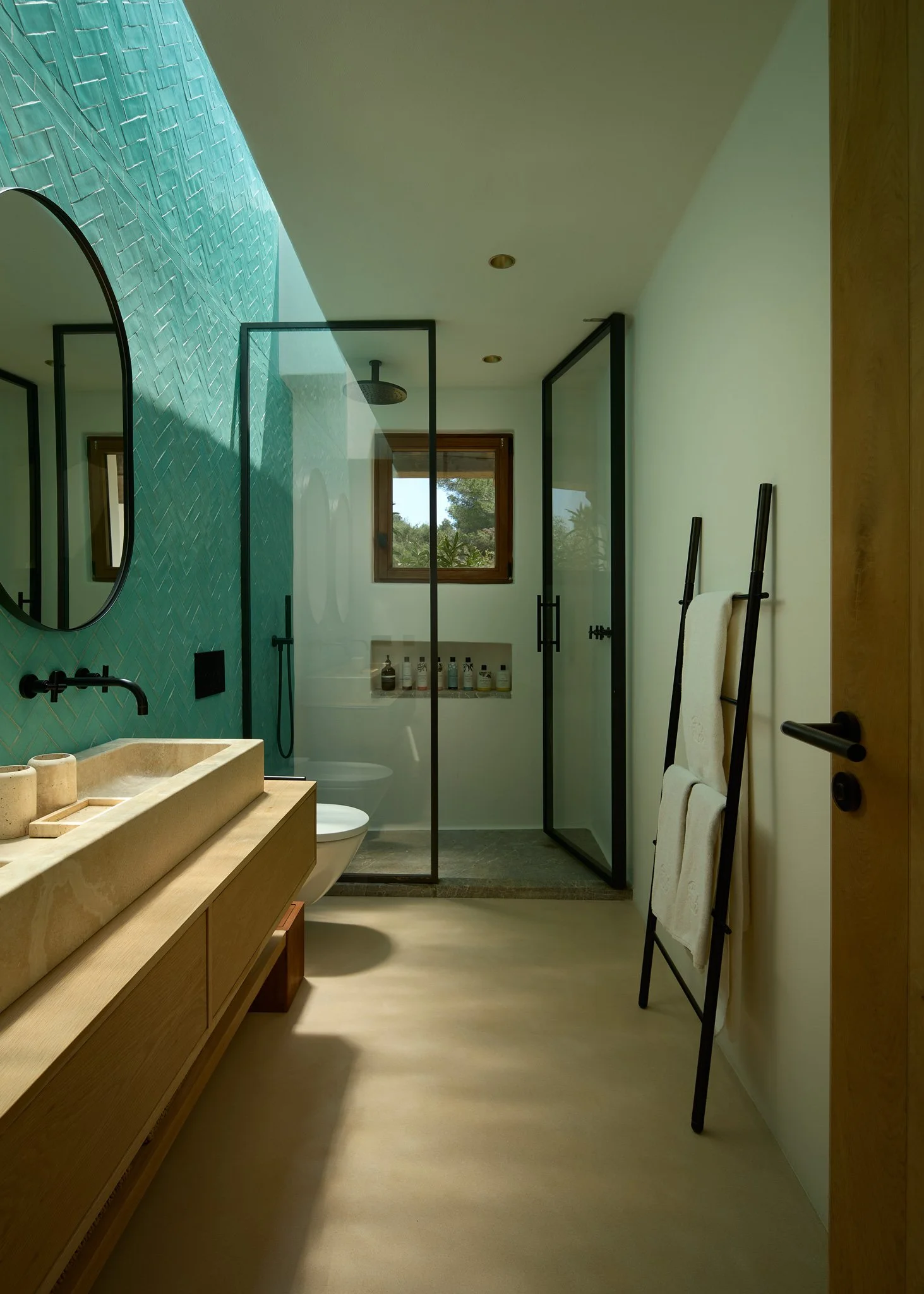 Bedroom_2.Bathroom_2.1.jpg