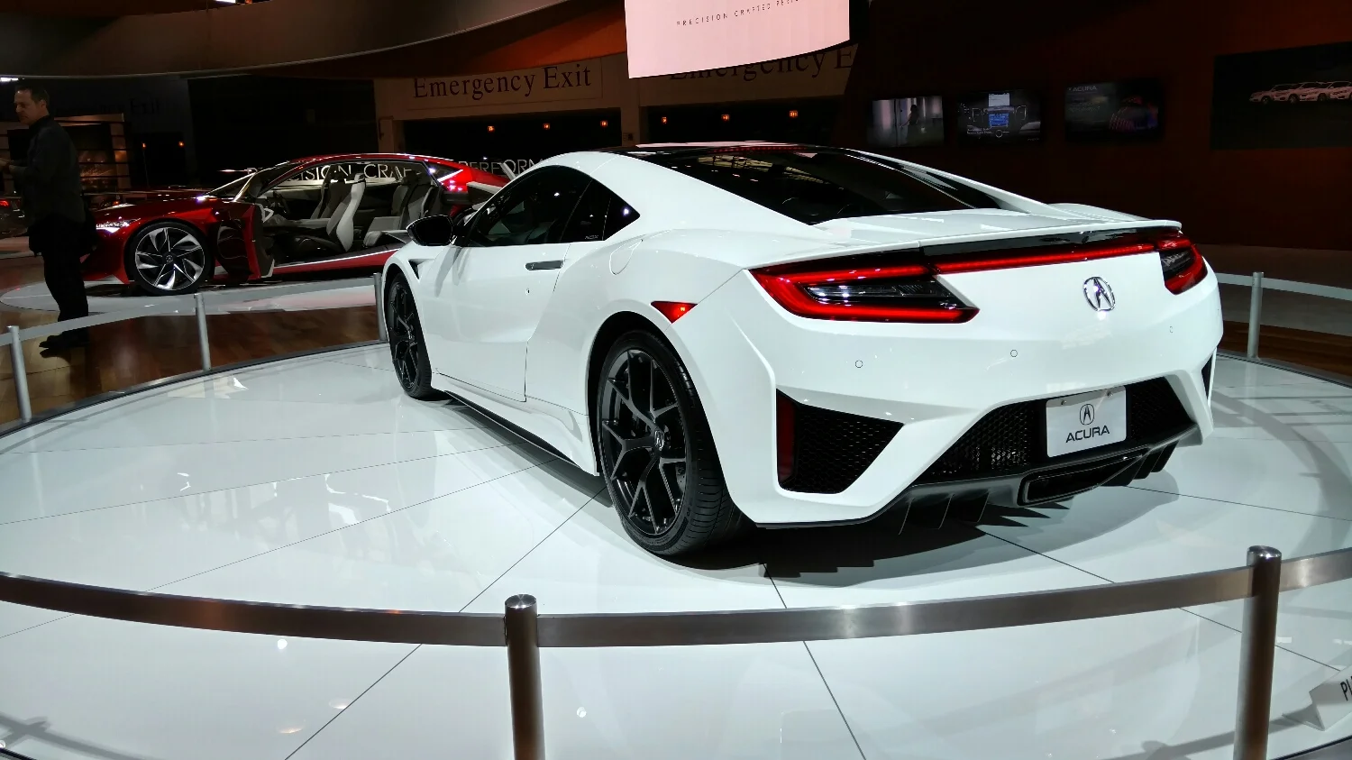 Supercars all seem to be looking like this lately. Maybe its just me, as I'm stuck in 1980's econobox hell 