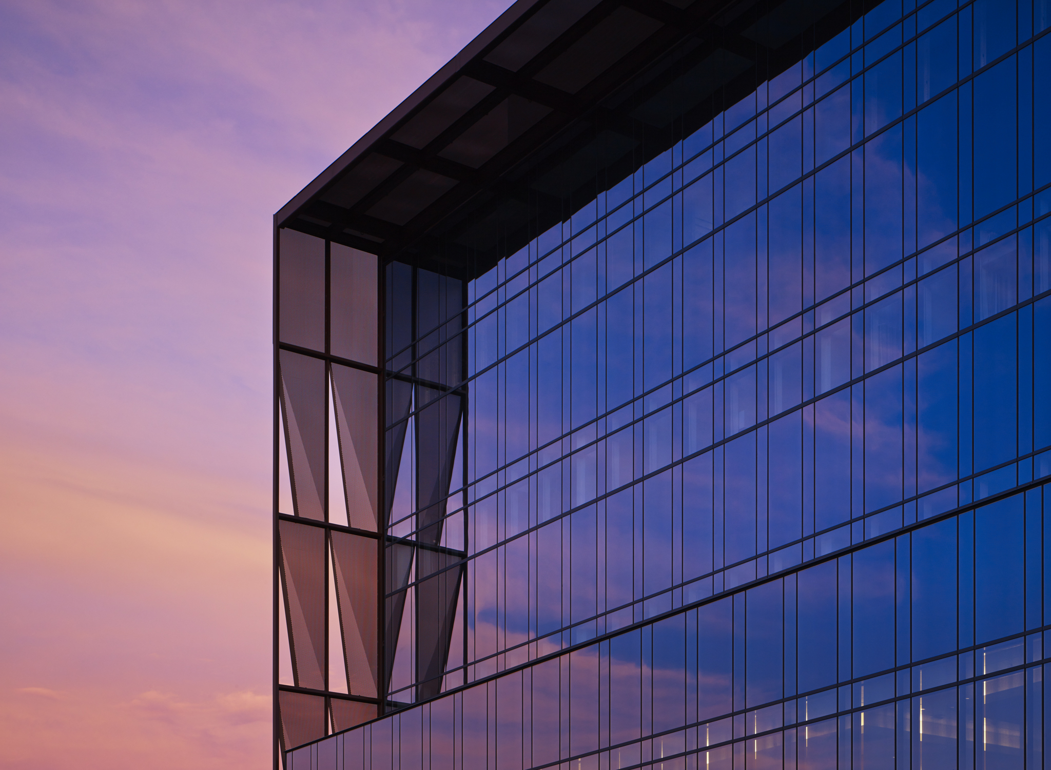 Arizona Cancer Center ZGF Architects Phoenix, Arizona Return to Projects