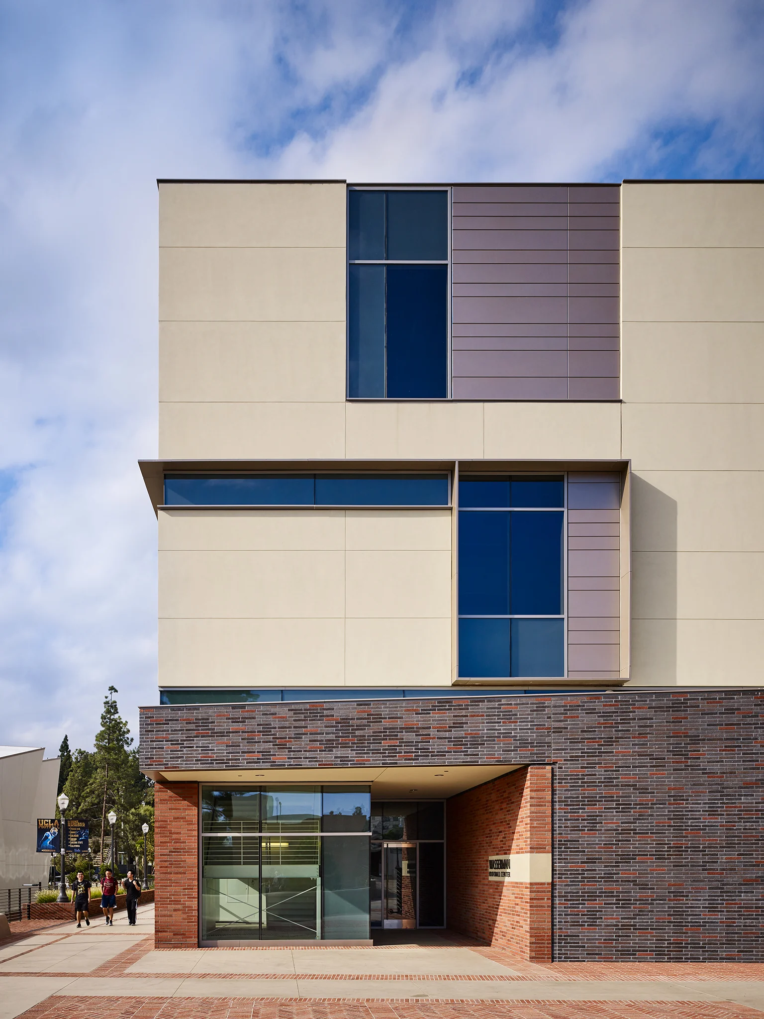 UCLA Wasserman Football Center ZGF Architects Los Angeles, CA Return to Projects