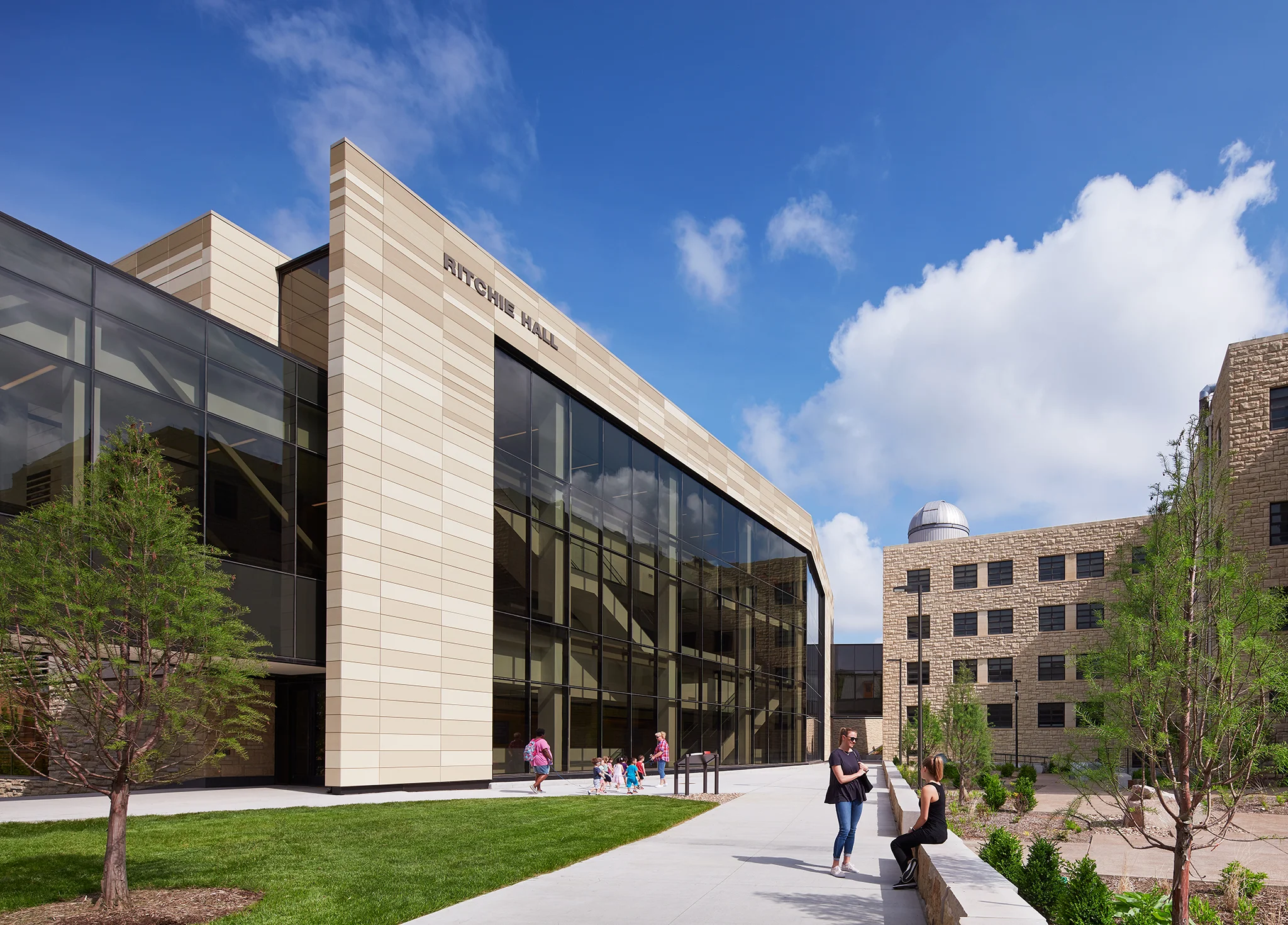 University of Kansas Earth, Energy & Environment Center Gould Evans with Cannon Design Lawrence, KS Return to Projects