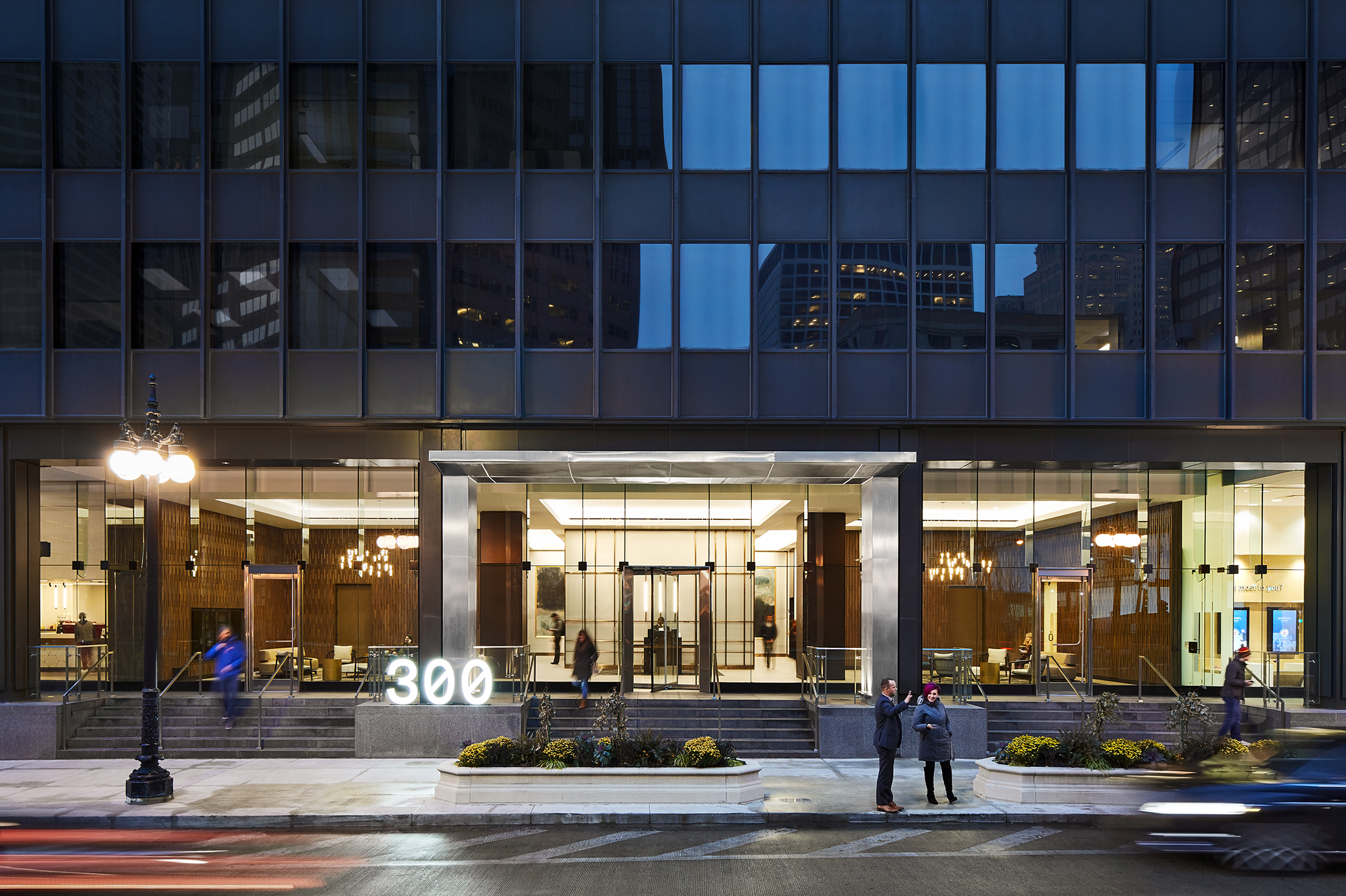  300 South Wacker  Huntsman Architecture Group  Chicago, IL     Return to Projects  