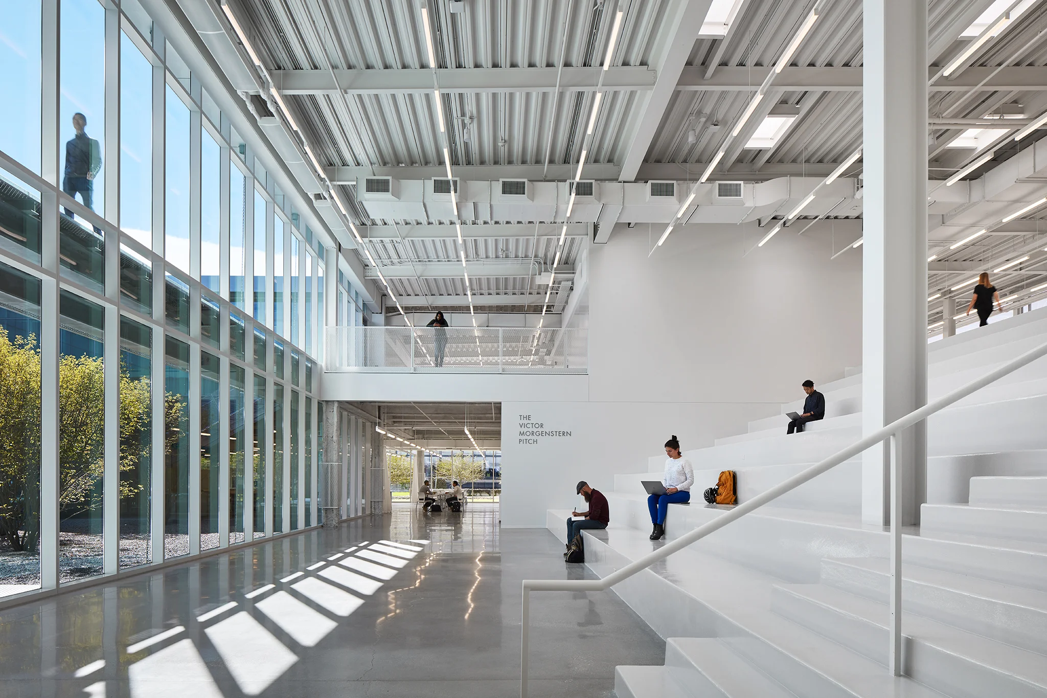 PUBLICATIONS Architectural Record , “Ed Kaplan Family Institute for Innovation and Tech Entrepreneurship by John Ronan Architects” IIT Innovation Center John Ronan Architects Chicago, IL Return to Projects