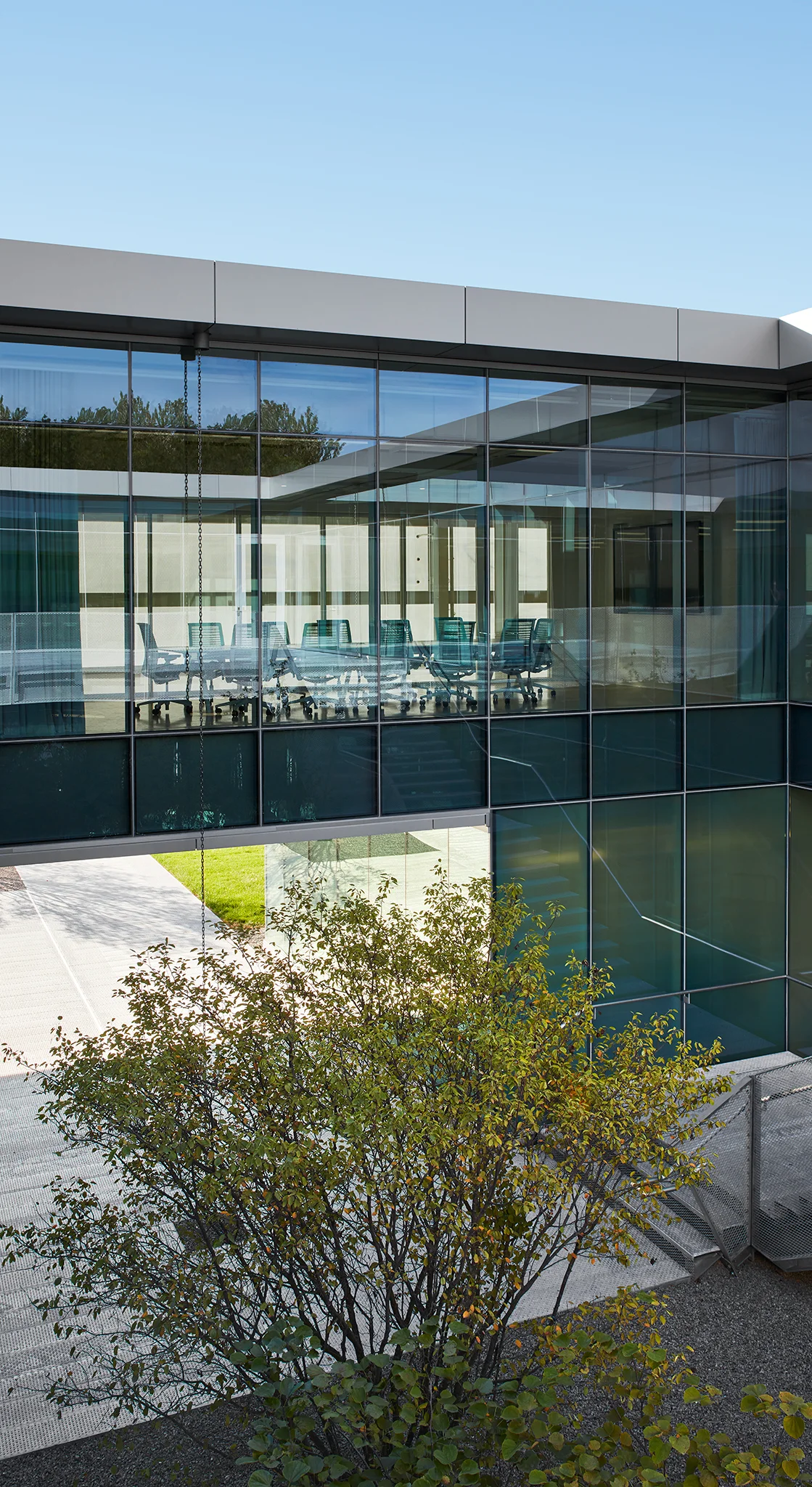 PUBLICATIONS Architectural Record , “Ed Kaplan Family Institute for Innovation and Tech Entrepreneurship by John Ronan Architects” IIT Innovation Center John Ronan Architects Chicago, IL Return to Projects