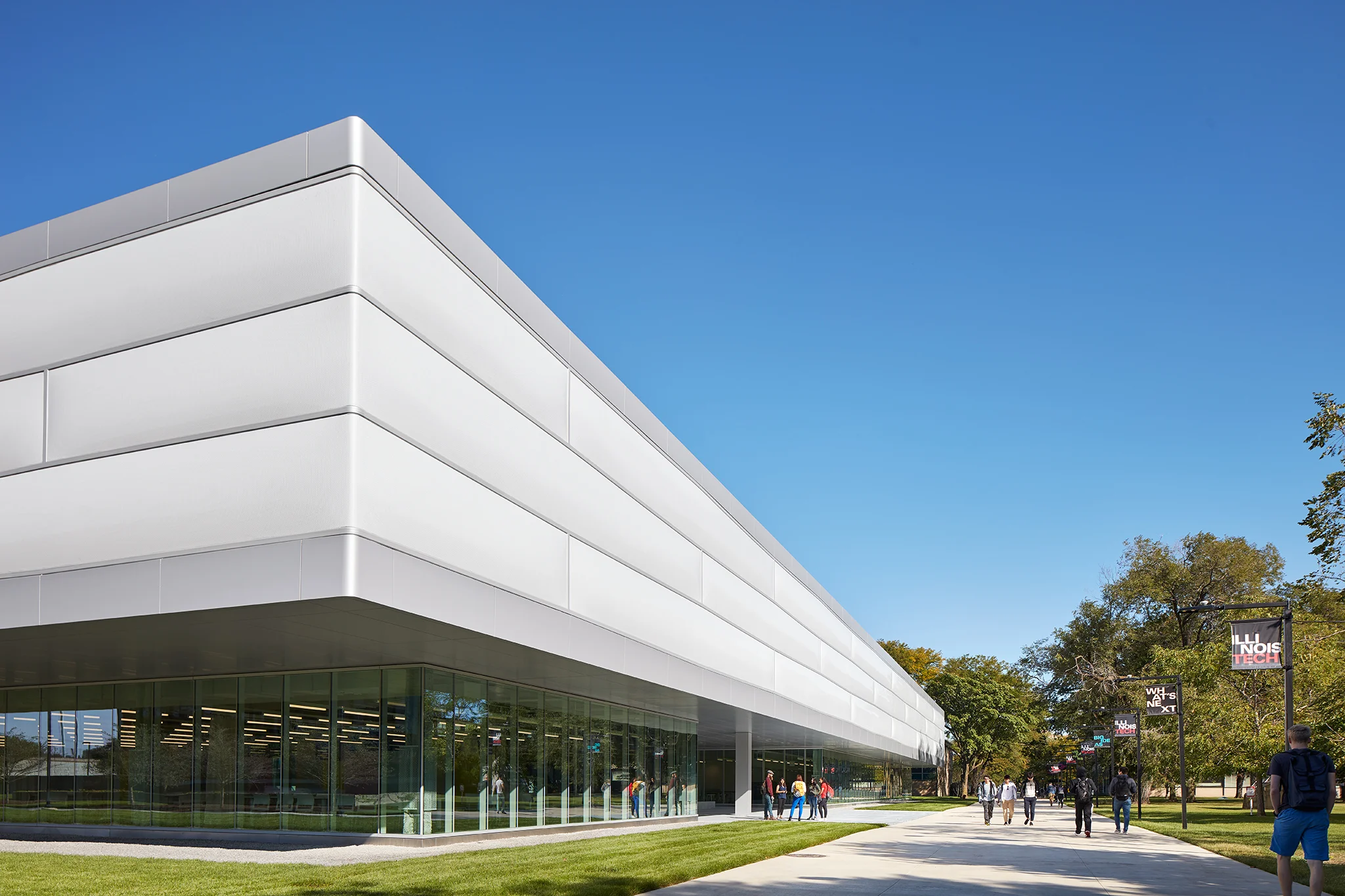 PUBLICATIONS Architectural Record , “Ed Kaplan Family Institute for Innovation and Tech Entrepreneurship by John Ronan Architects” IIT Innovation Center John Ronan Architects Chicago, IL View Full Project Steve Hall