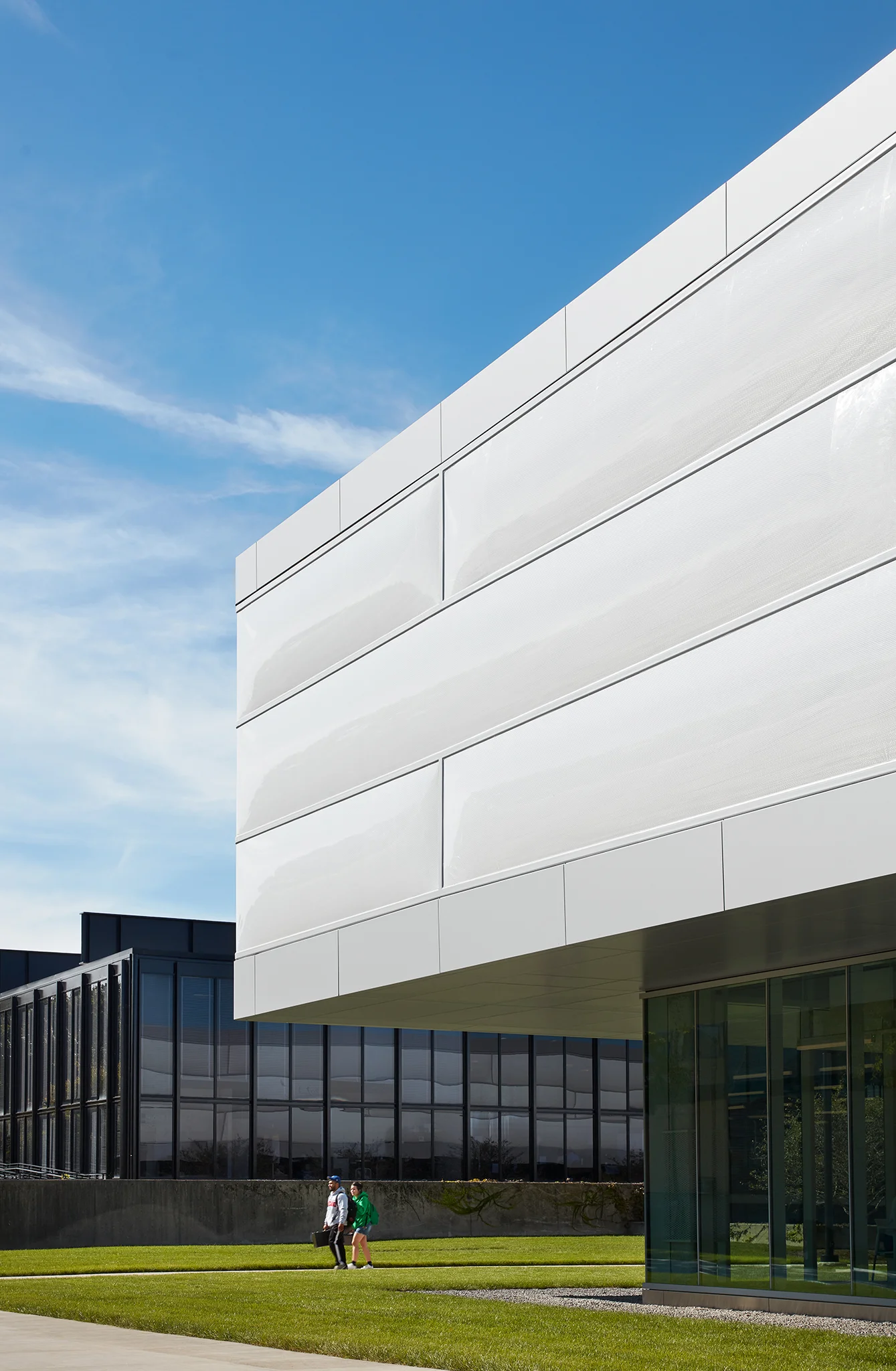 PUBLICATIONS Architectural Record , “Ed Kaplan Family Institute for Innovation and Tech Entrepreneurship by John Ronan Architects” IIT Innovation Center John Ronan Architects Chicago, IL View Full Project Steve Hall