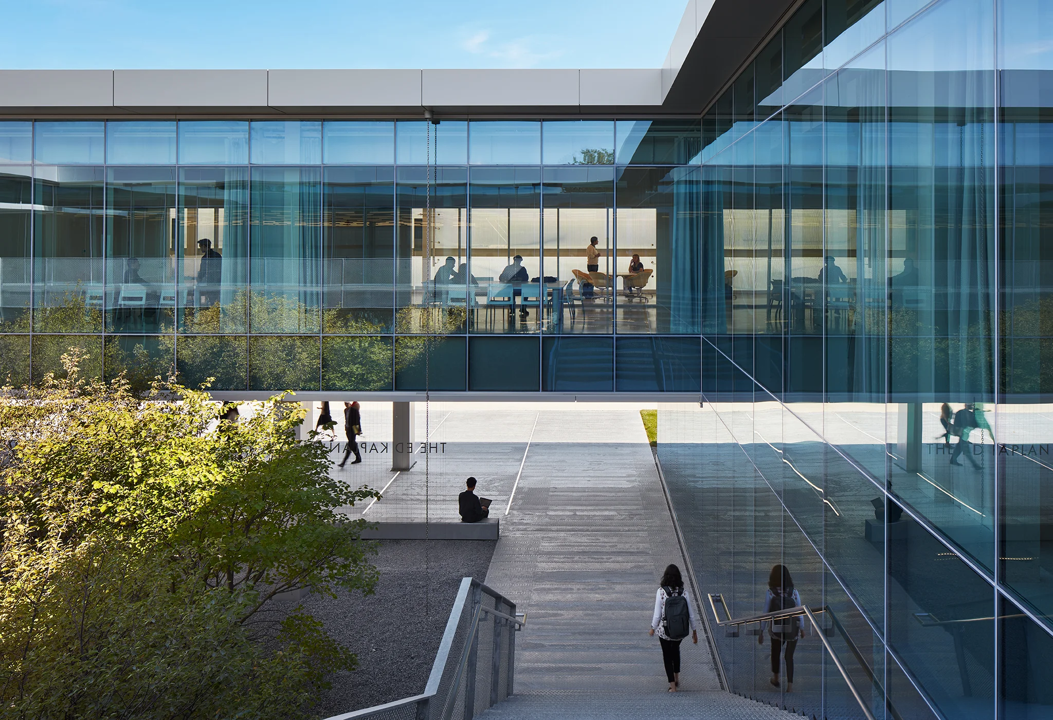 PUBLICATIONS Architectural Record , “Ed Kaplan Family Institute for Innovation and Tech Entrepreneurship by John Ronan Architects” IIT Innovation Center John Ronan Architects Chicago, IL View Full Project Steve Hall