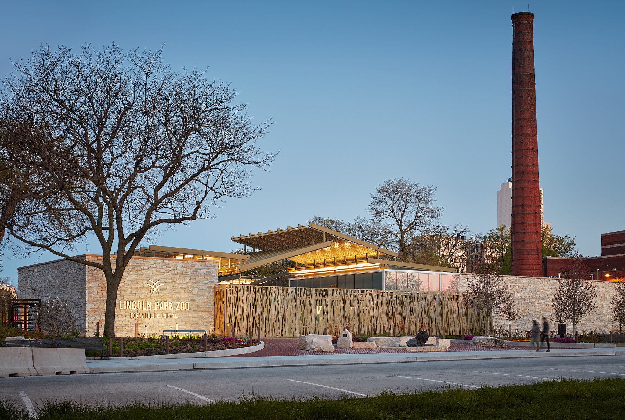  AWARDS  Chicago Athenaeum, American Architecture Award, 2021    Lincoln Park Zoo  Ross Barney Architects  Chicago, IL     Return to Projects  