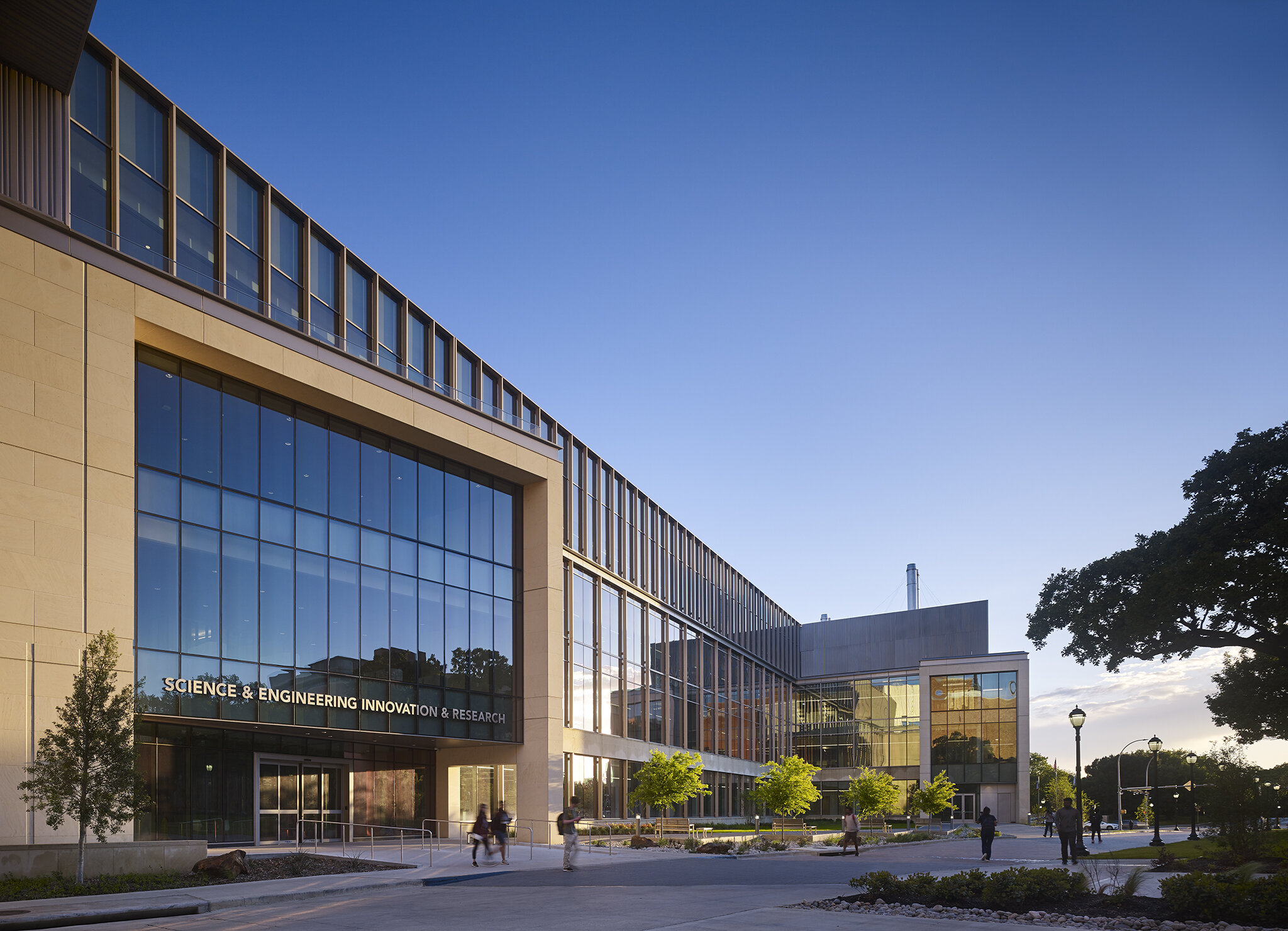  University of Texas Arlington  SEIR Building  ZGF Architects  Arlington, Texas     Return to Projects  