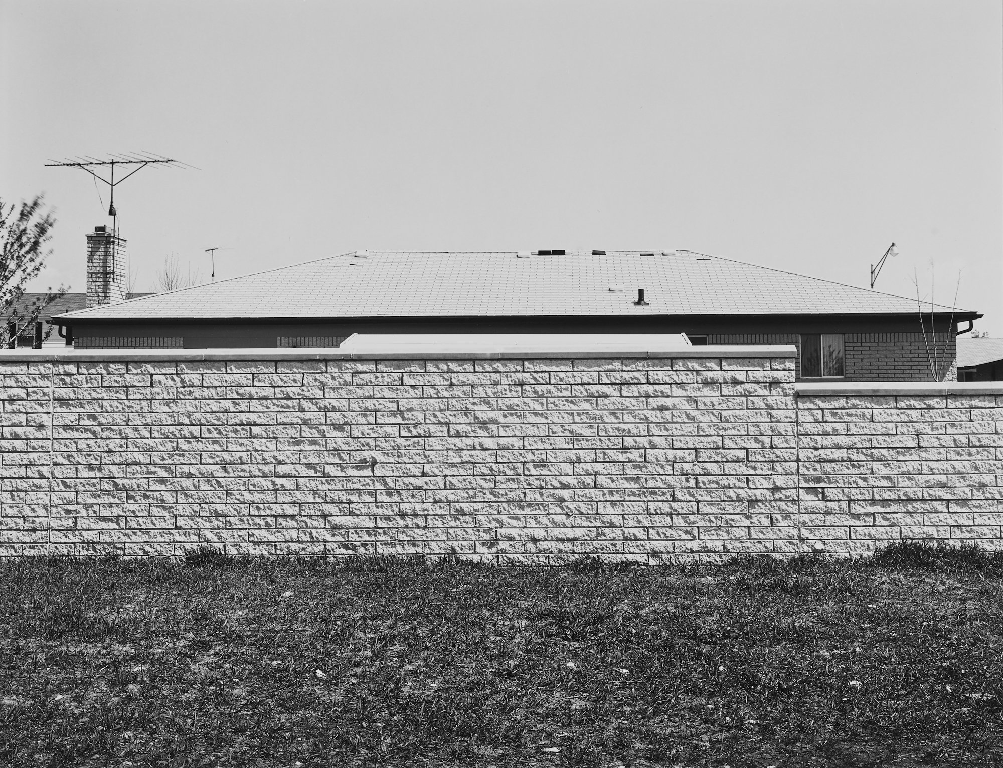 © Nicholas G Merrick 1976, Wall and Roof, Livonia, Michigan #76-46.jpg