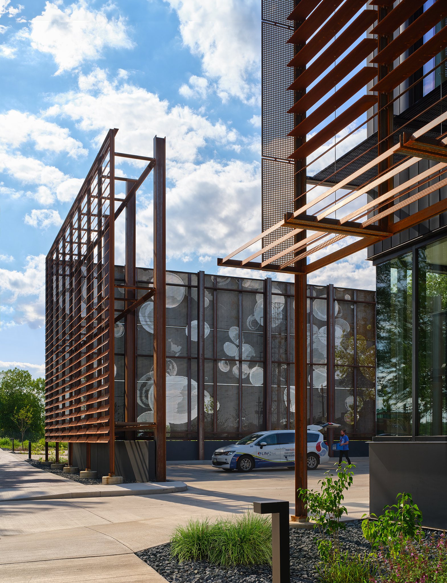 LifeServe BNIM Des Moines, IA