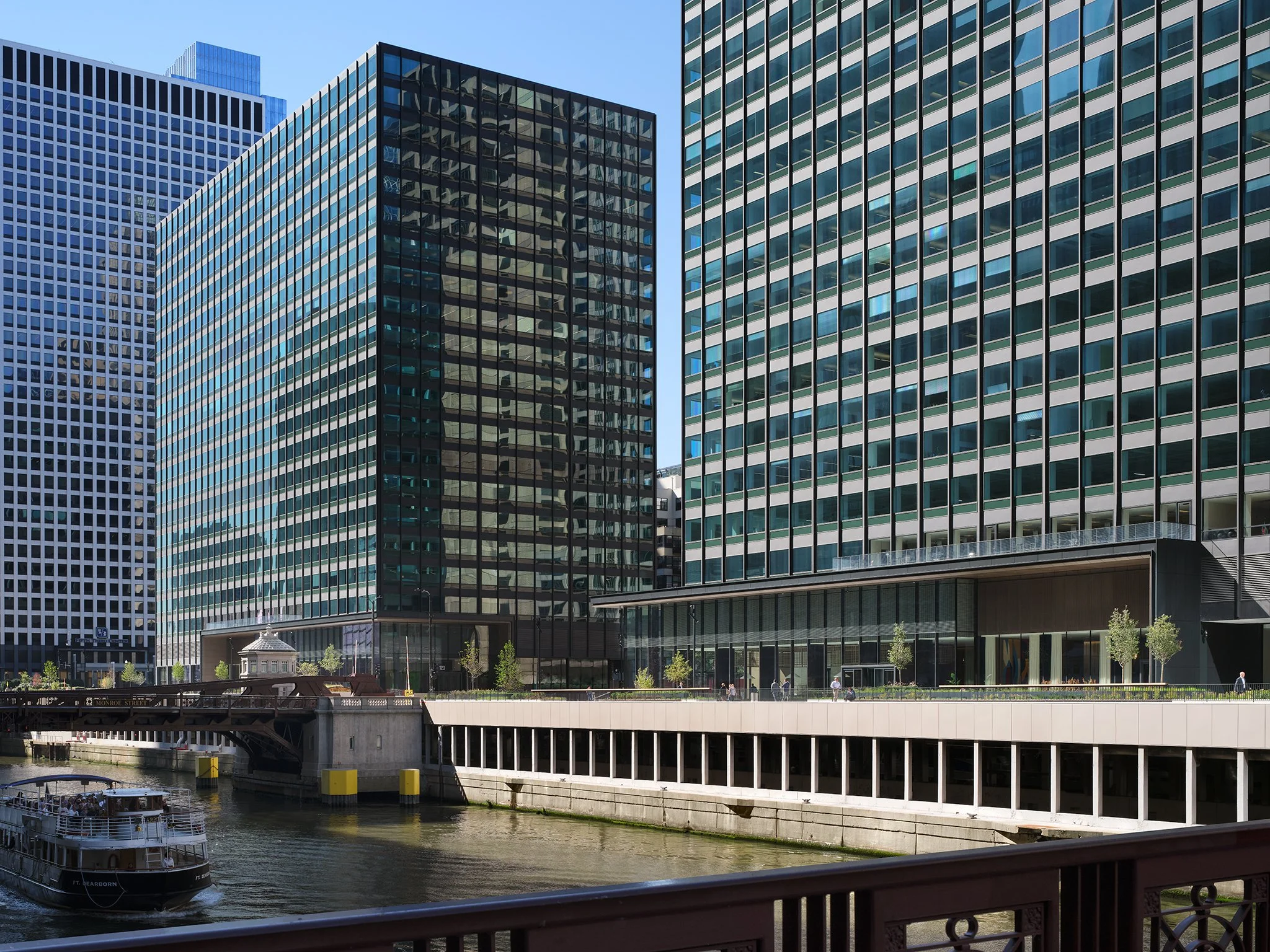  10 &amp; 120 South Riverside  Gensler  Chicago, IL     Return to Projects  