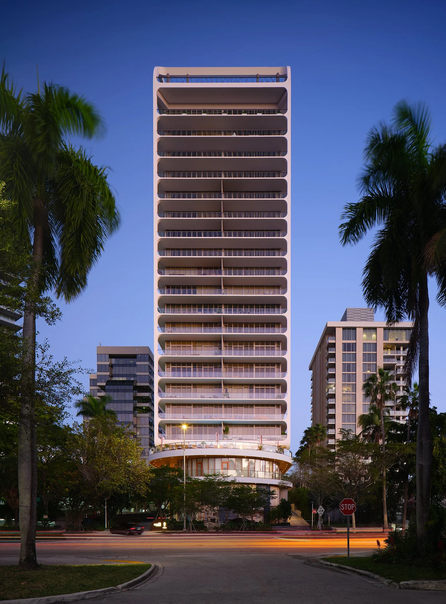  Mr. C Residences - Coconut Grove  Arquitectonica  Maimi, FL     Return to Projects  