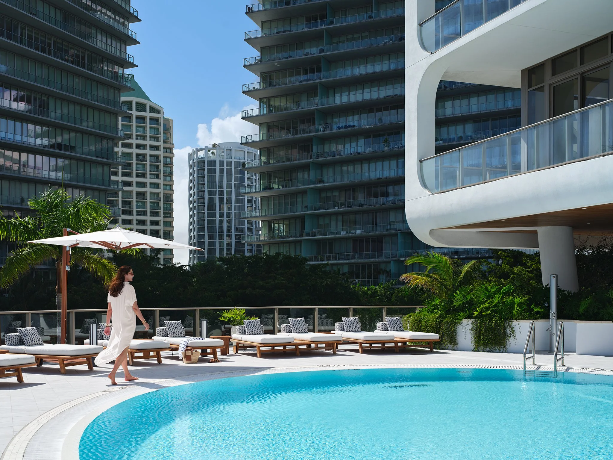  Mr. C Residences - Coconut Grove  Arquitectonica  Maimi, FL     Return to Projects  
