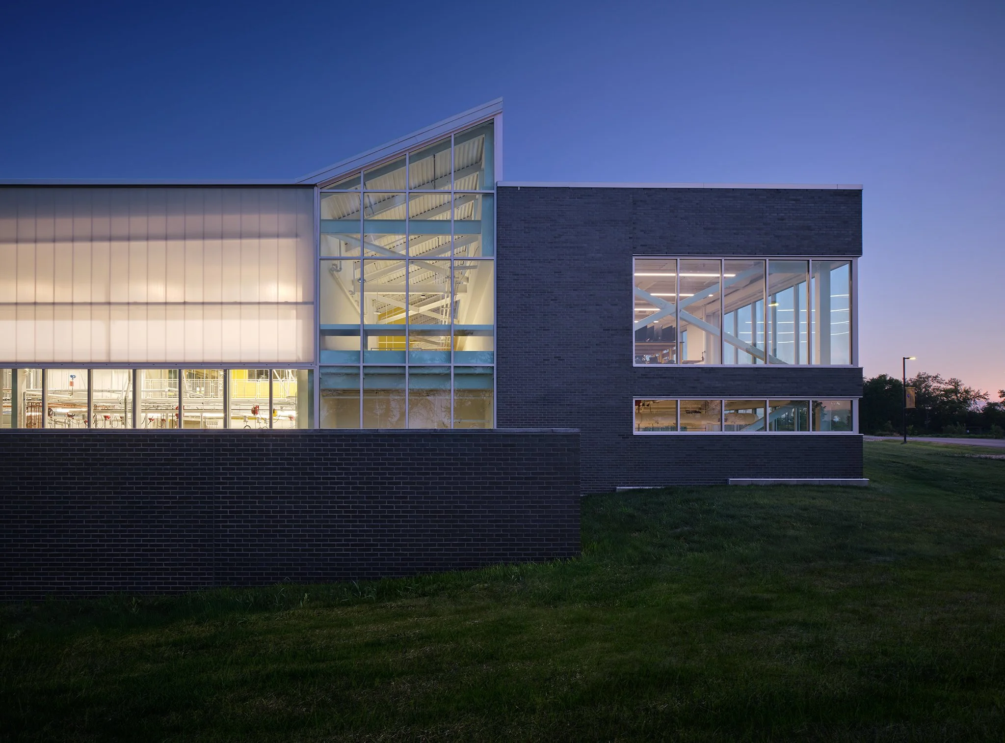  Foglia Center for Advanced Technology and Innovation  Ross Barney Architects  Crystal Lake, IL     Return to Projects  