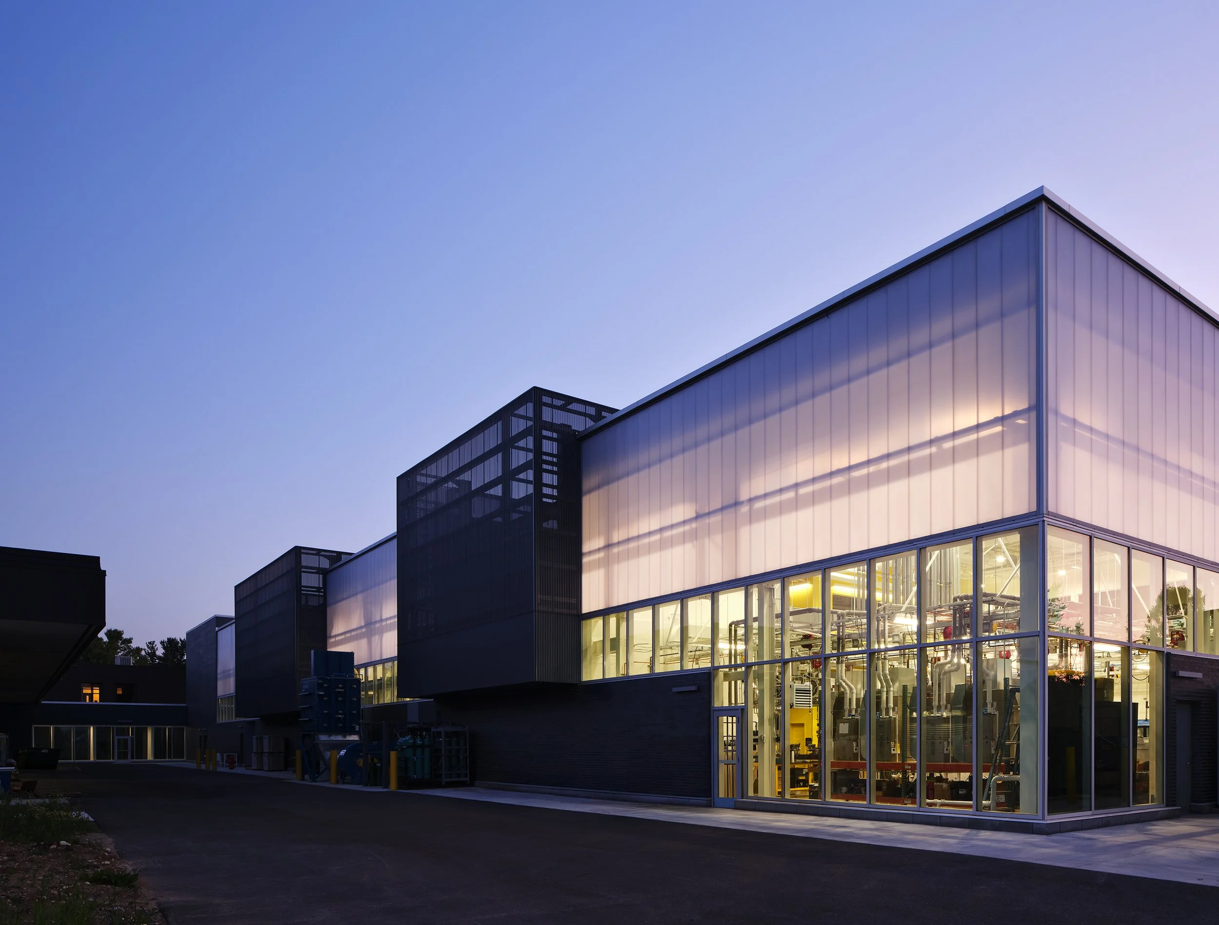  Foglia Center for Advanced Technology and Innovation  Ross Barney Architects  Crystal Lake, IL     Return to Projects  