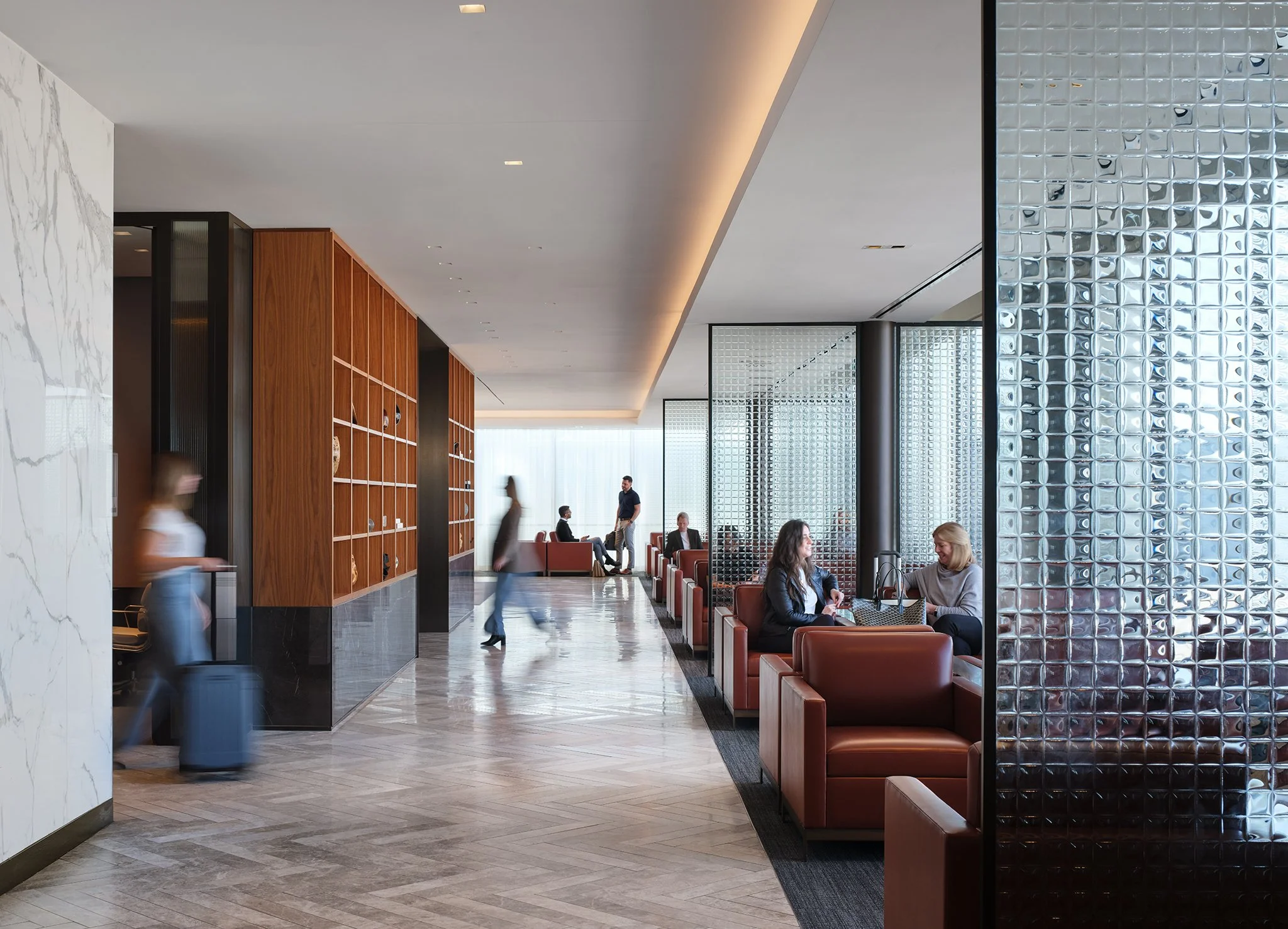  United Polaris Lounge  SCB  Chicago O'Hare International Airport  Chicago. IL     Return to Projects  