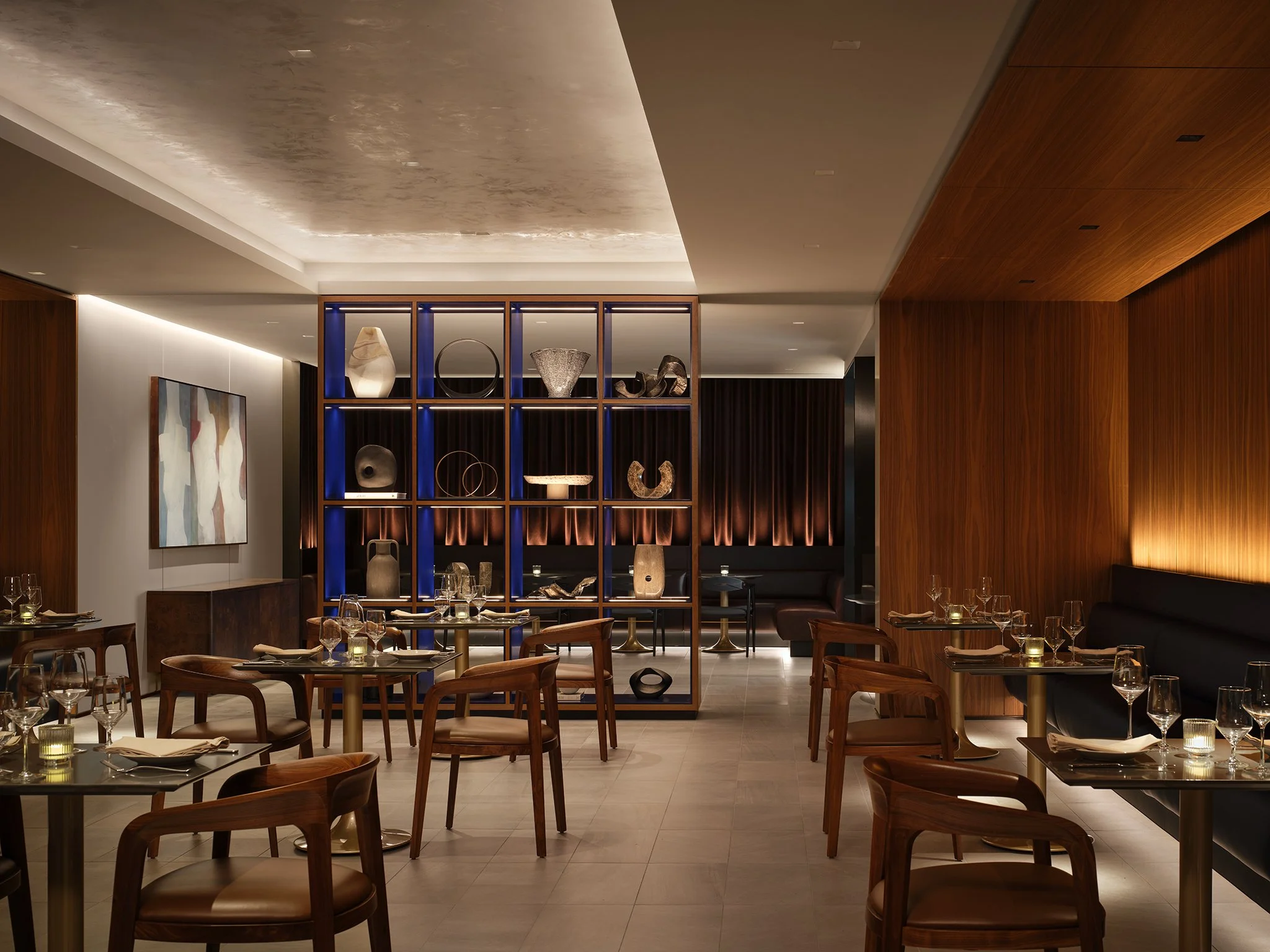  United Polaris Lounge  SCB  Chicago O'Hare International Airport  Chicago. IL     Return to Projects  