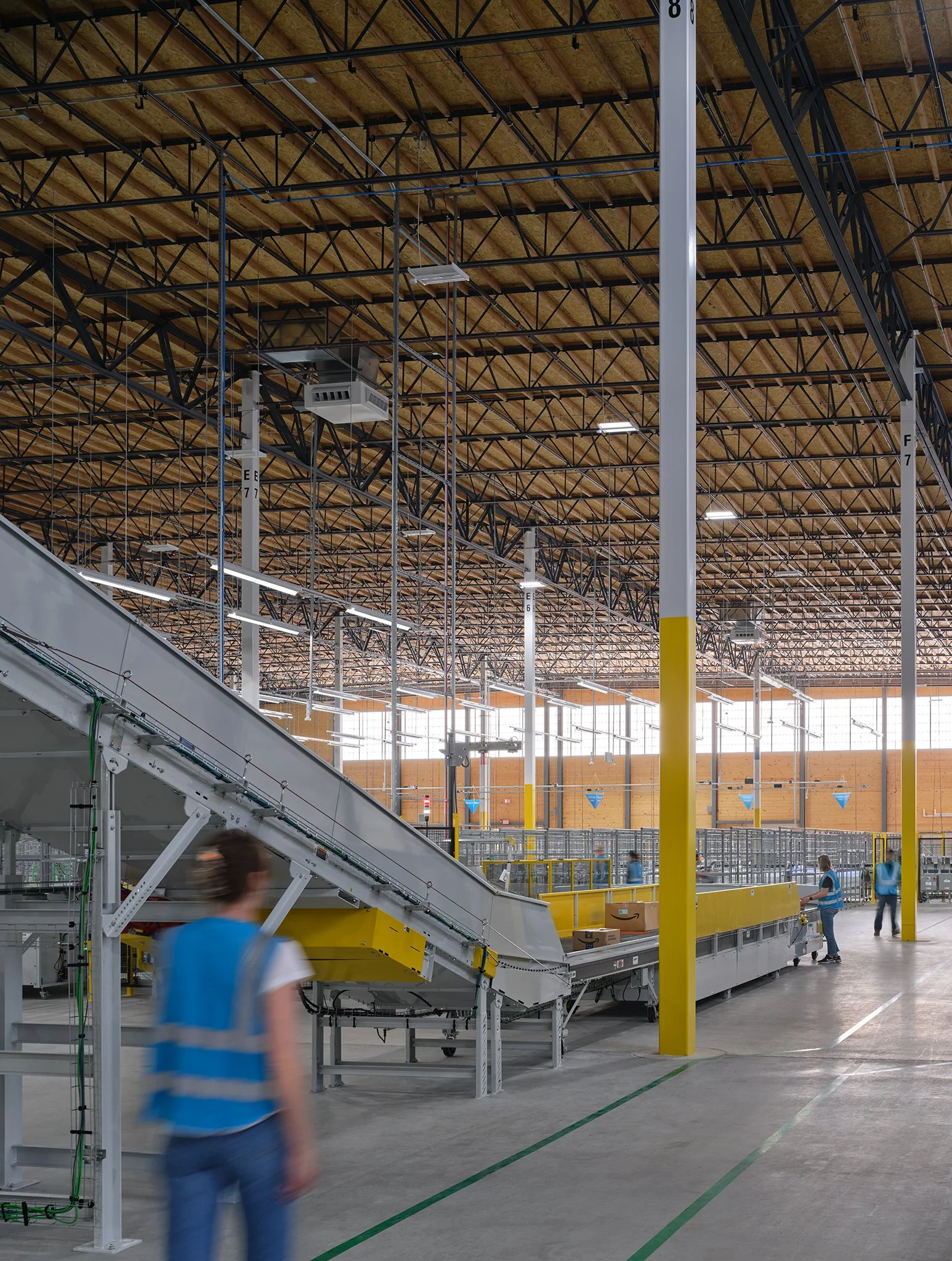  Amazon - DII5 Delivery Station  ZGF   Elkhart, IN     Return to Projects  