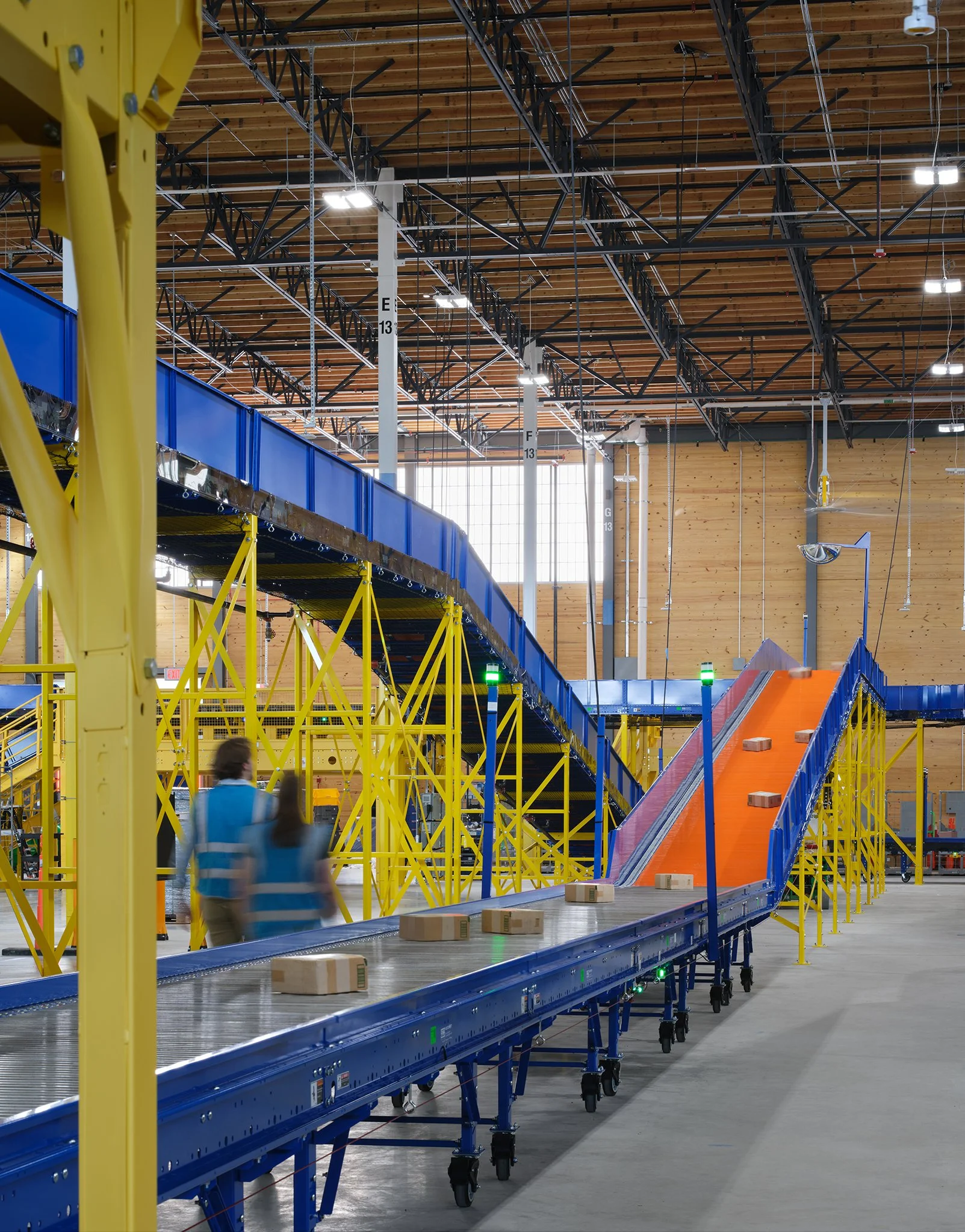  Amazon - DII5 Delivery Station  ZGF   Elkhart, IN     Return to Projects  