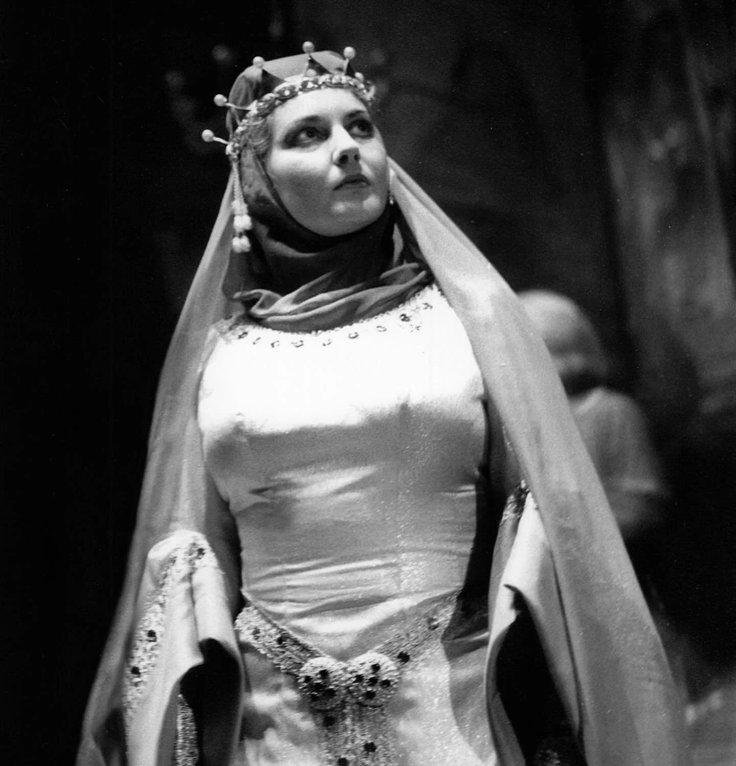 Today, on her birthday, we honor the legendary Maria Callas! 🎭

Maria Callas didn&rsquo;t just sing Lady Macbeth &mdash; she transformed her. Moments like this remind us that Shakespeare isn&rsquo;t bound to one stage. His characters find their way 