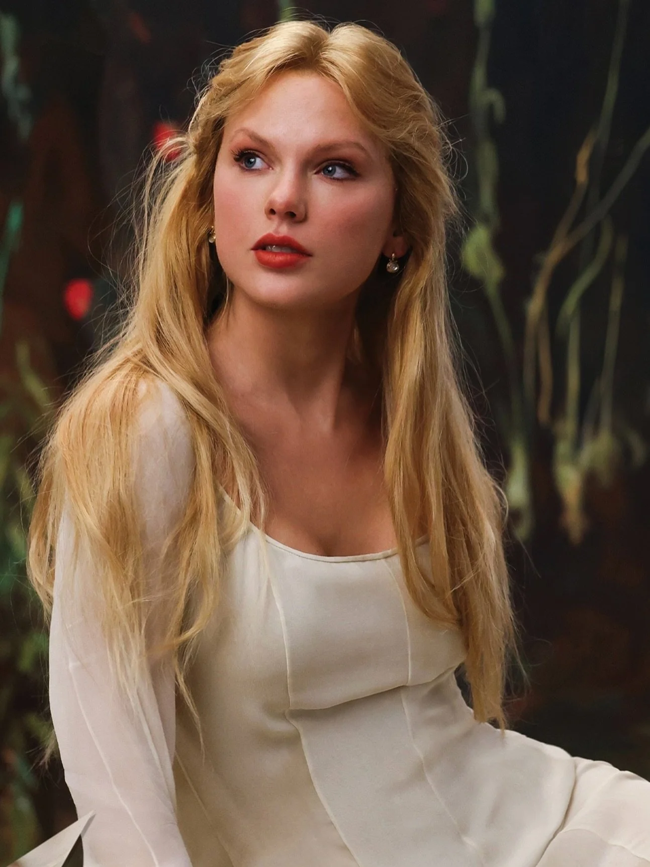 Shakespeare didn&rsquo;t write &ldquo;Ophelia&rdquo; the way Taylor Swift sings it &mdash; but we think he&rsquo;d understand it. 😉🌷

Happy birthday to the artist who keeps storytelling at the center!

#TaylorSwift
#Swiftie
#Shakespeare
#PopCulture