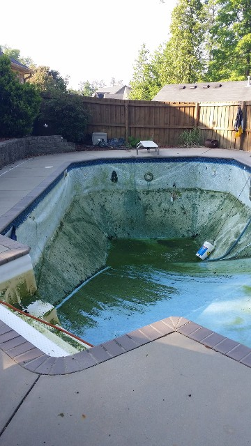 00_Pool liner before