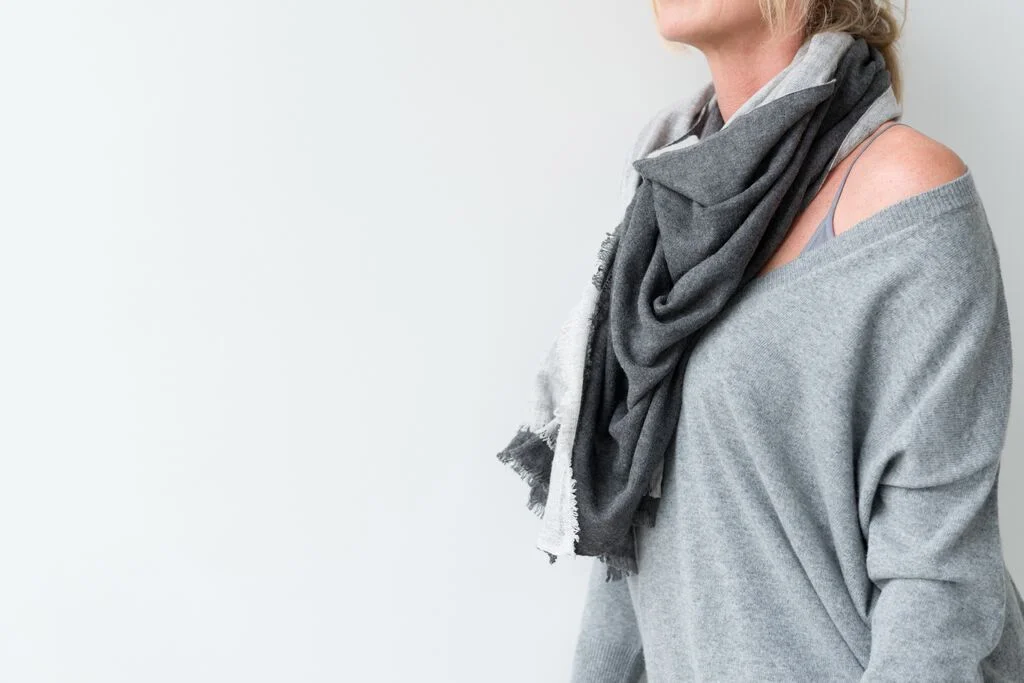 Shawl Christina 01 Dark Grey Melange/Light Grey Melange