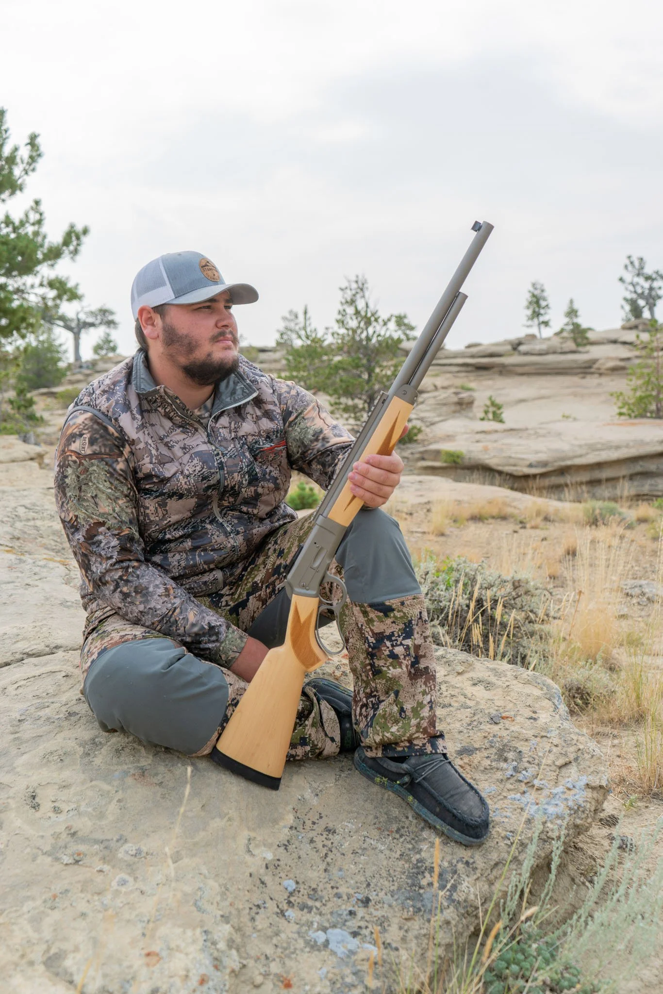 M8922-12_Outdoor_Seated_DSC03124 Web Res.jpg