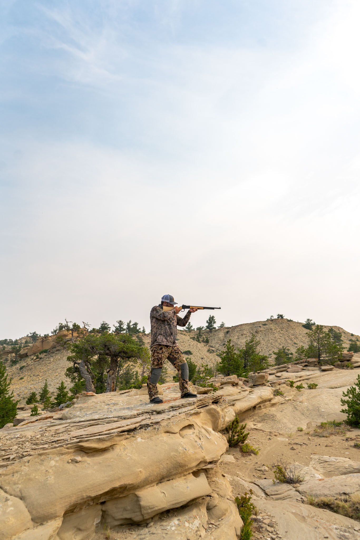 M8922-12_Outdoor_Vertical_Shooting_DSC03183 Web Res.jpg