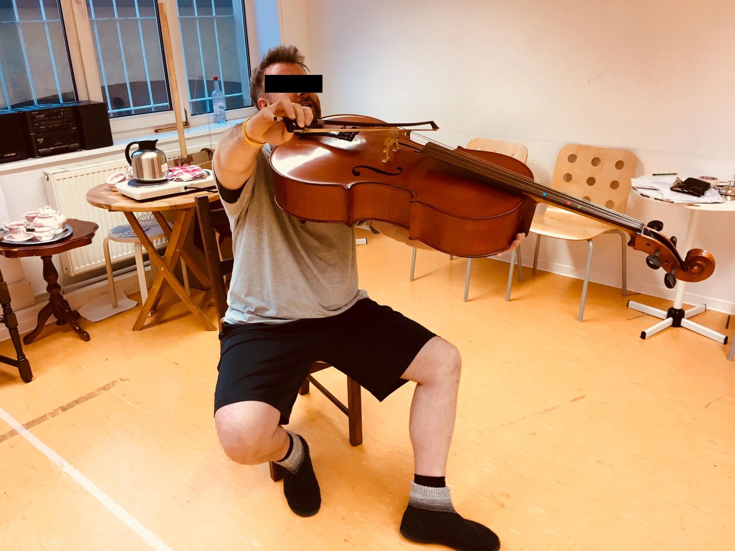 celloincognito.jpg