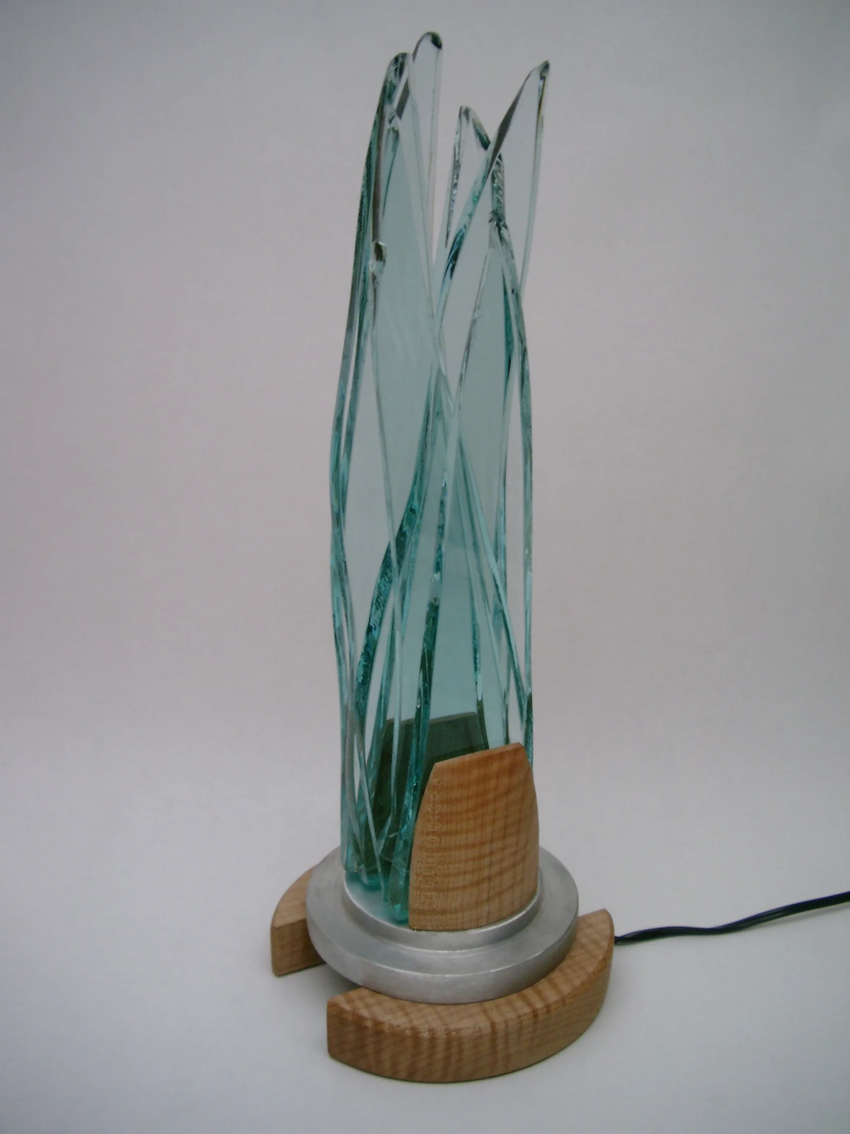  1/2" Glass, Maple and Aluminum accent light. 