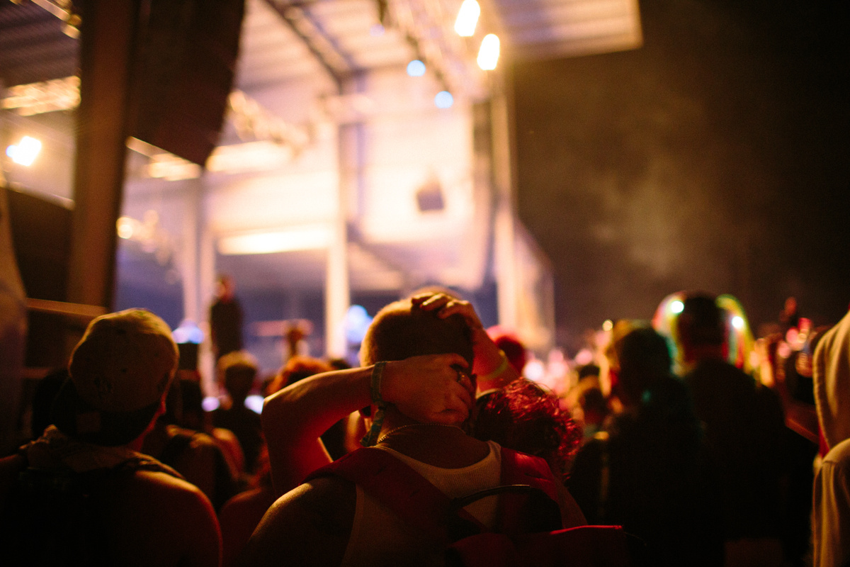 f447ec2f74e2ae41-Gathering-43.jpg