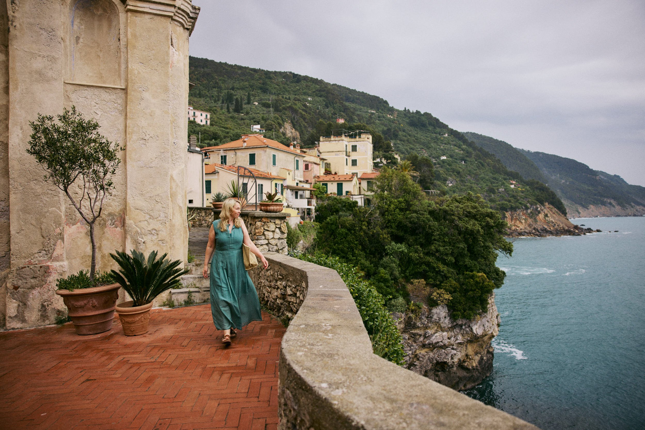 Social_Day03_02_Liguria_Italy_Overlook_Overlook_Sarah_PsA_4409.jpg
