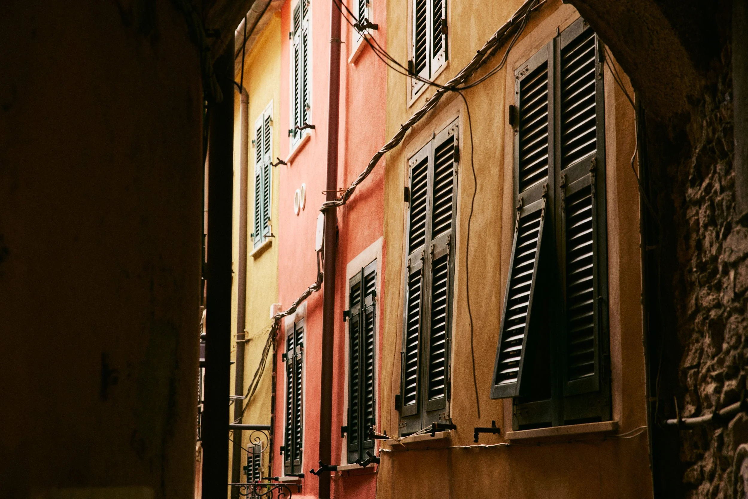 Social_Day03_01_Liguria_Italy_Overlook_Textures_4051.jpg