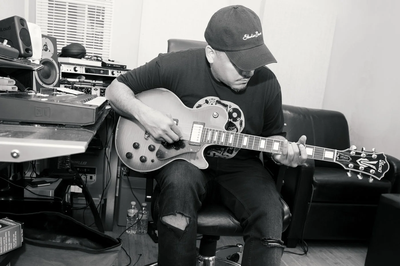 1SquaresIvanGuitarTag2.jpg