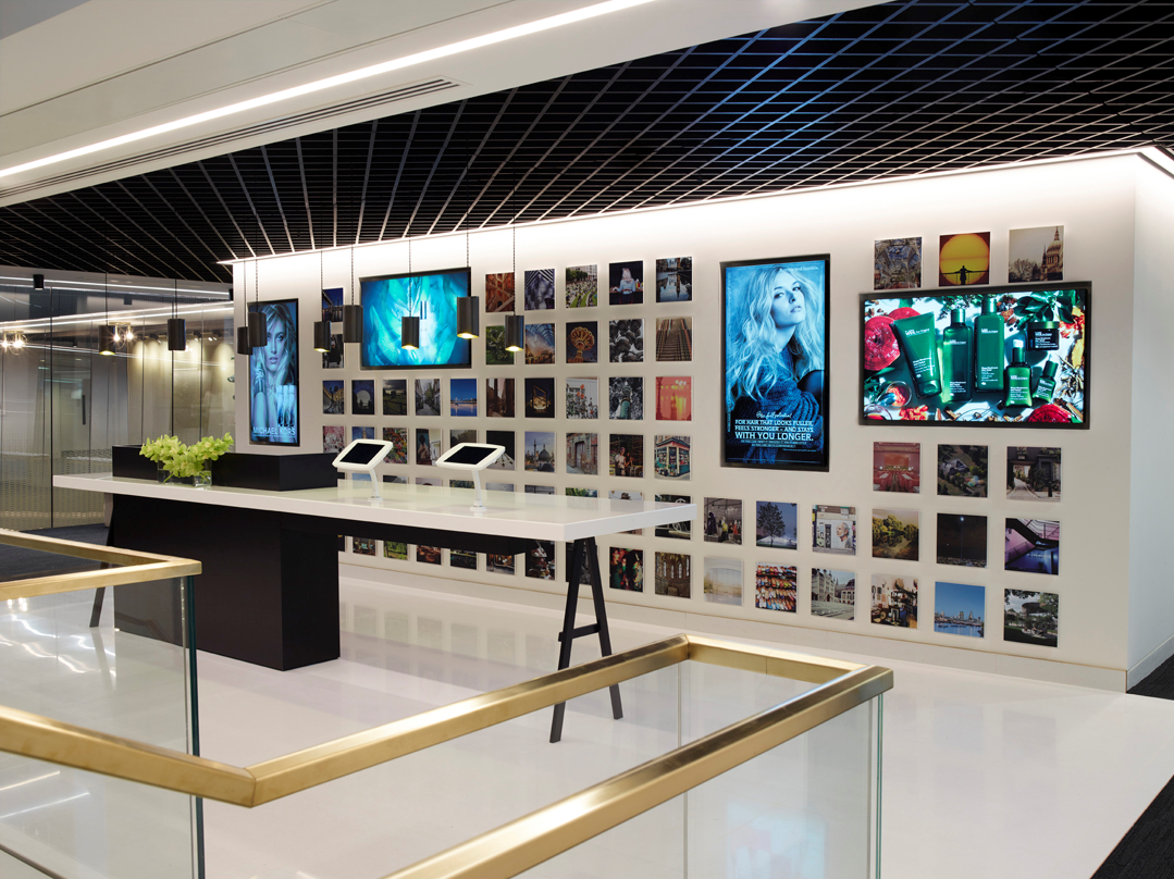 'Brand Hubs' have been created throughout the working floors, spaces where each brand is free to express the essence of their brand identity.