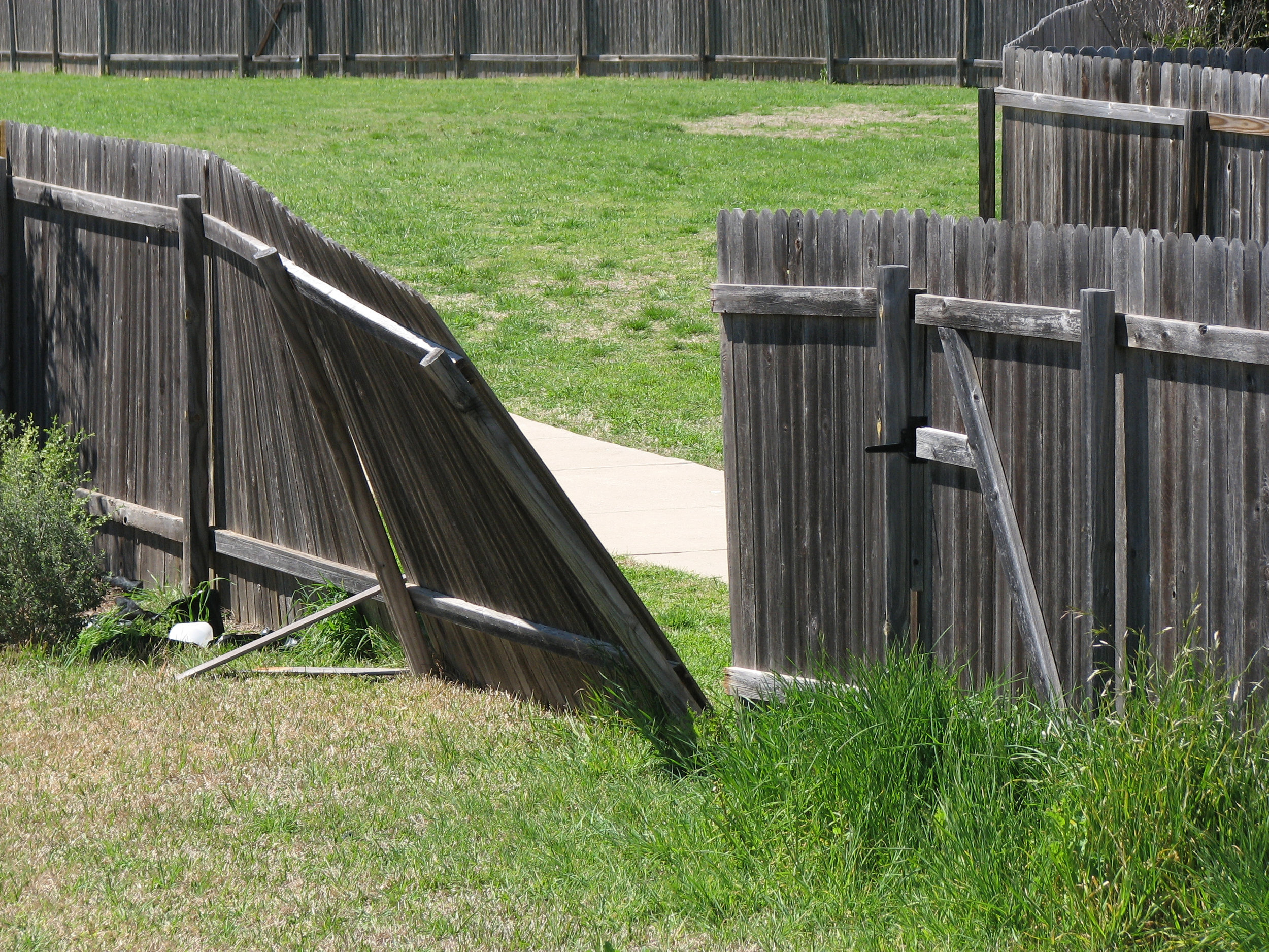 fence repair spring tx