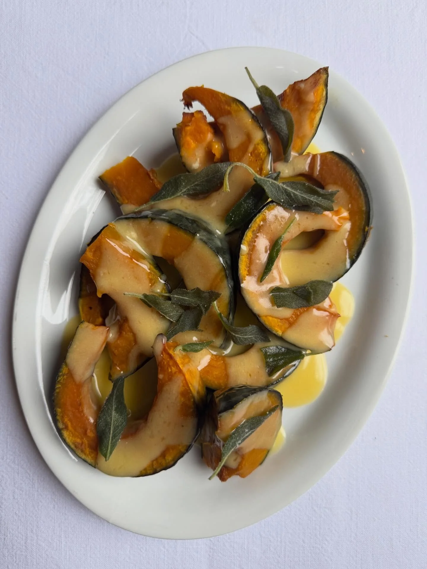 What a vibe for Becky and Laura and their 80 guests at the beautiful Mount Without ☺️ We greeted guests with canap&eacute;s of smoked cod&rsquo;s roe, cucumber and onion seeds, our Italian sausage rolls with apple and prune ketchup, polenta with pick