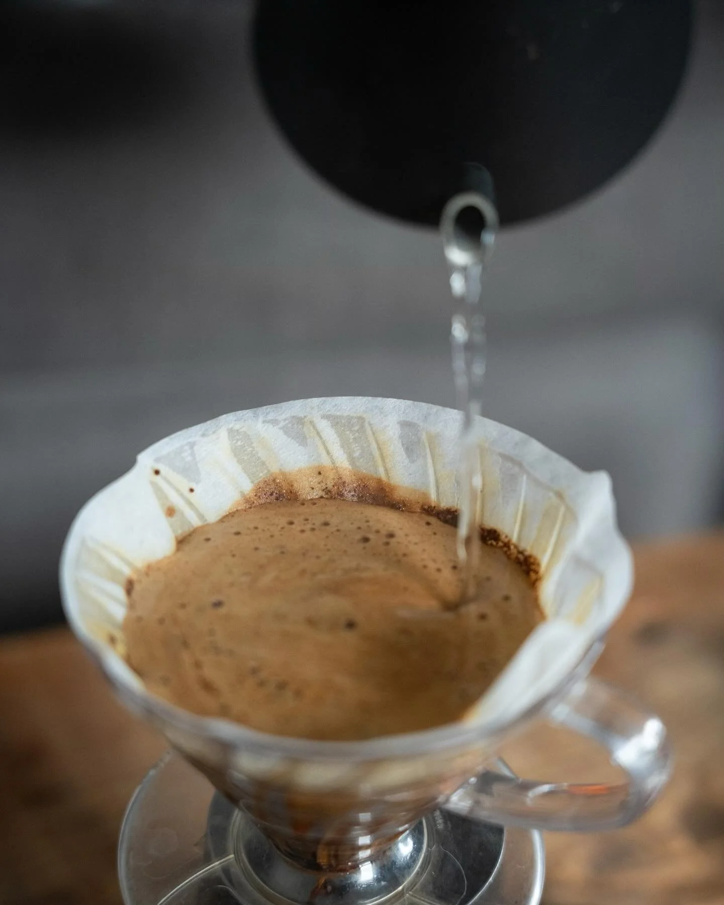 ✨GOOD ENOUGH FOR YOUR MORNING RITUAL✨

#wearepeaks #peakscoffeeco #homecoffeebar #coffeebrewing #coffeeroastery #coffee #subscription