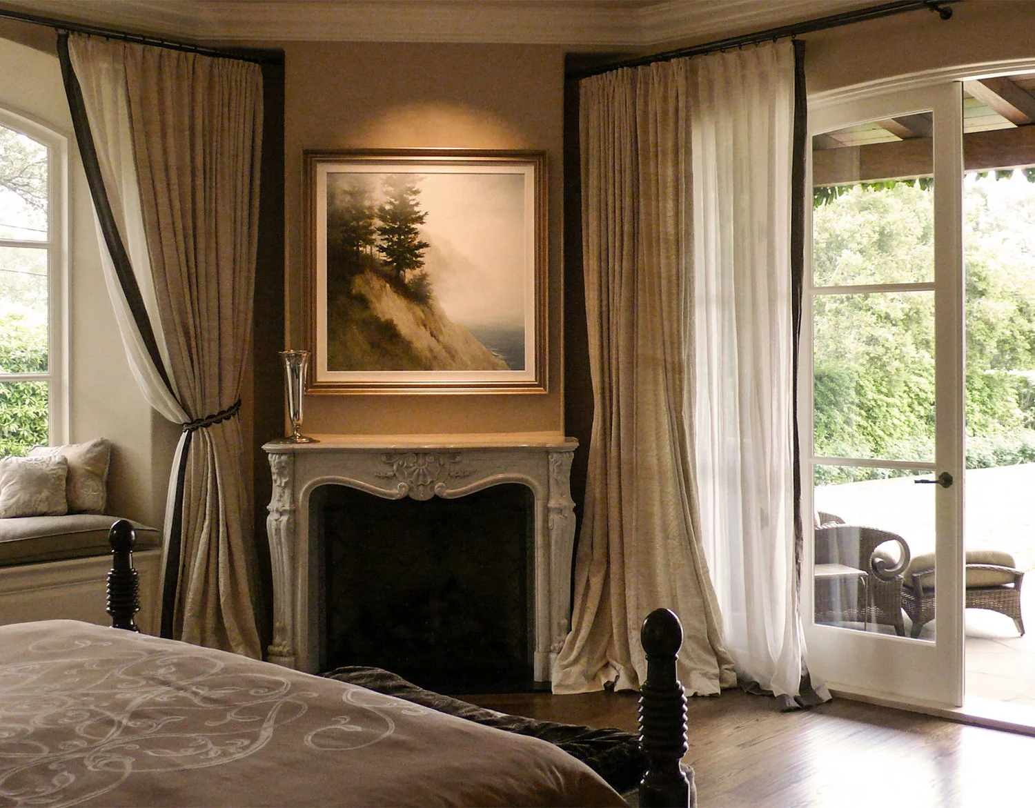 L-masterbed2.jpg