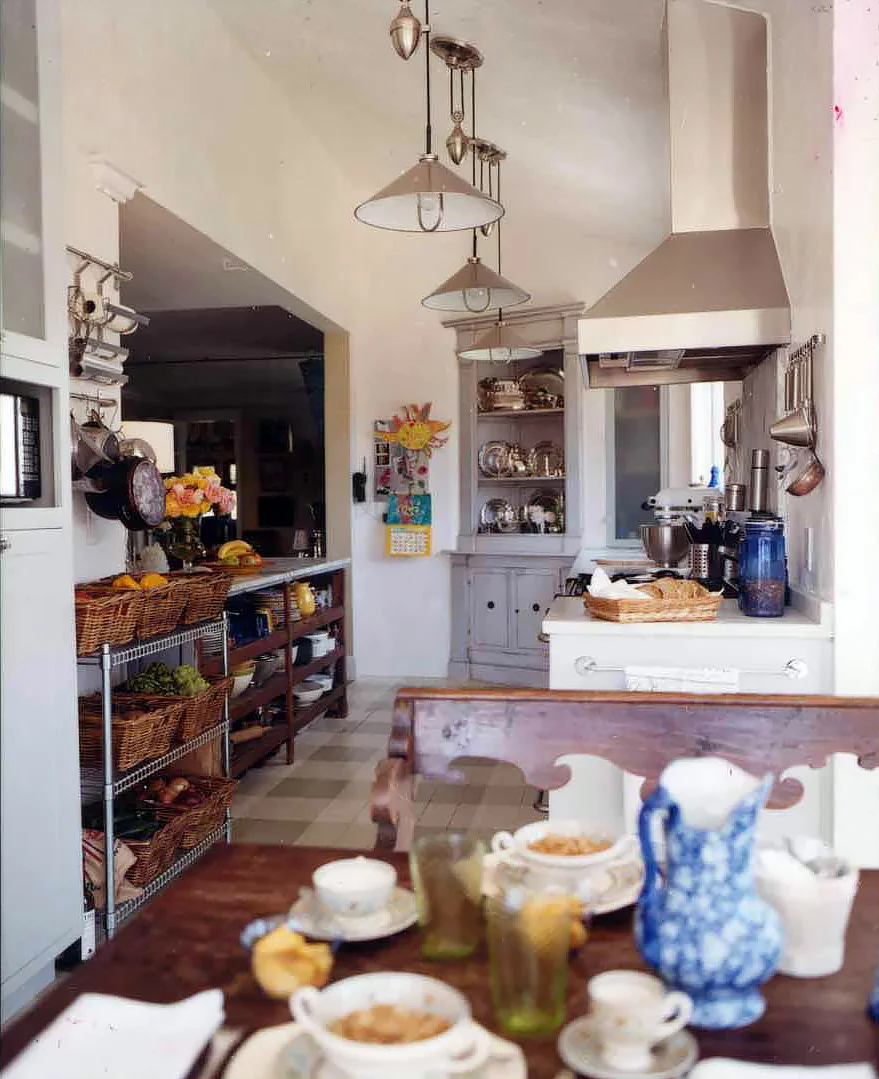 kitchen+back+view.jpg
