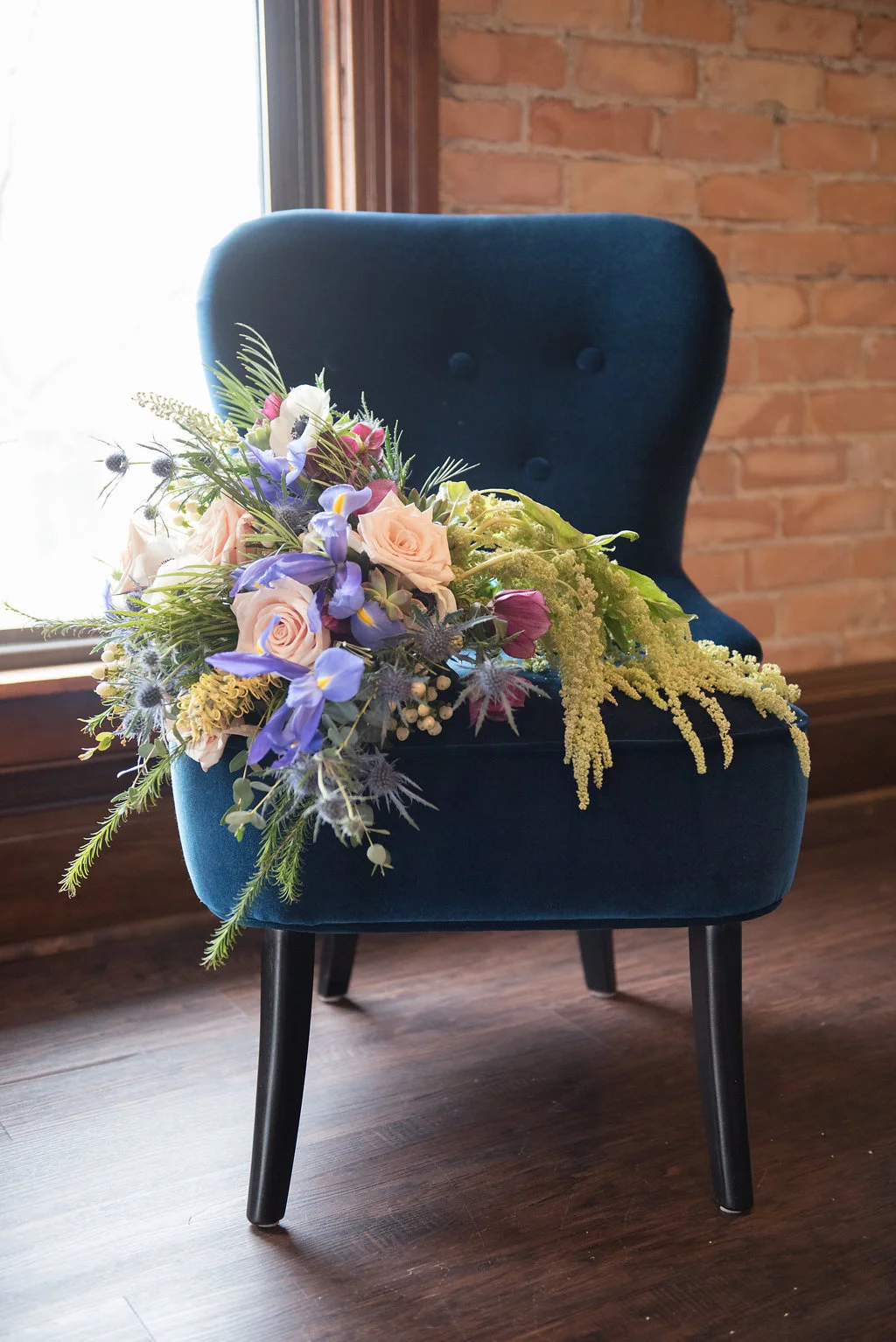 Teal-Gold-Geometric-Spring-Styled-Shoot-AwakenedLightPhotography-56.jpg
