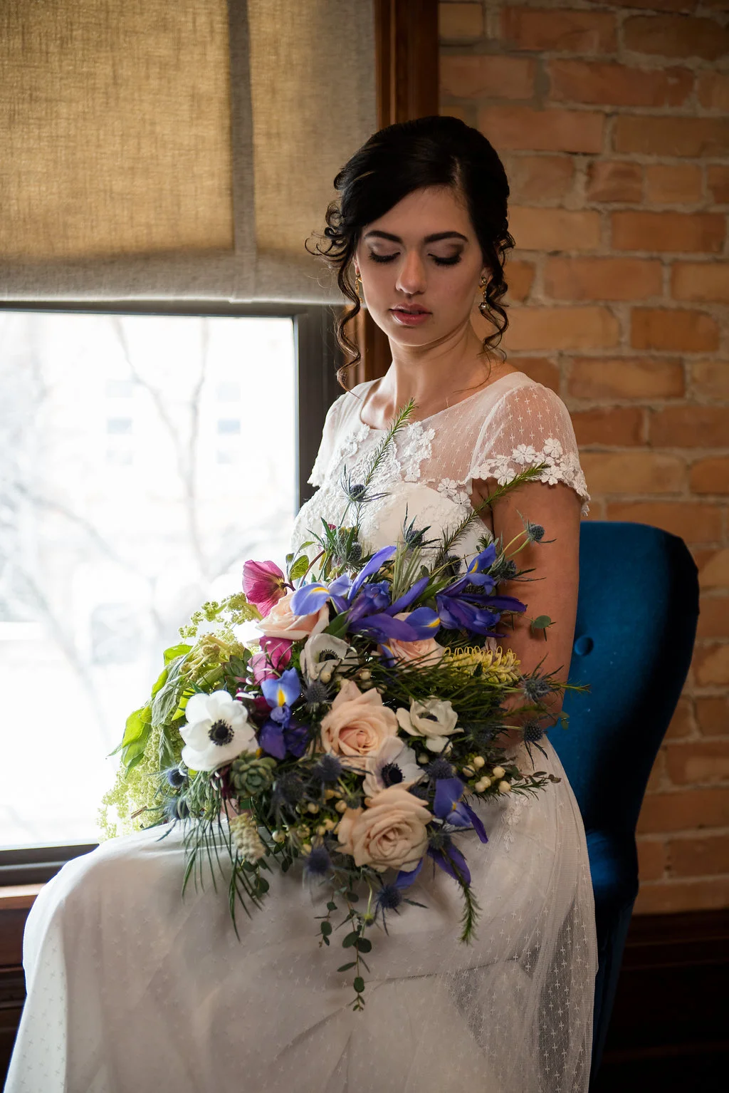 Teal-Gold-Geometric-Spring-Styled-Shoot-AwakenedLightPhotography-87.jpg